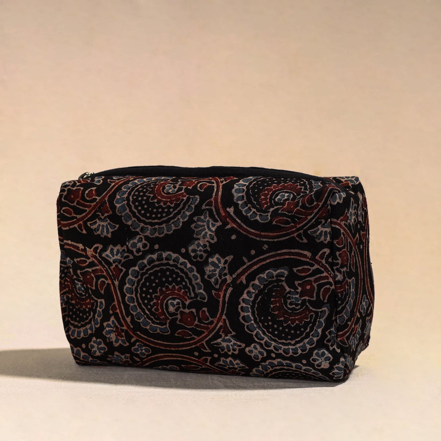 Handmade Cotton Toiletry Pouch 02