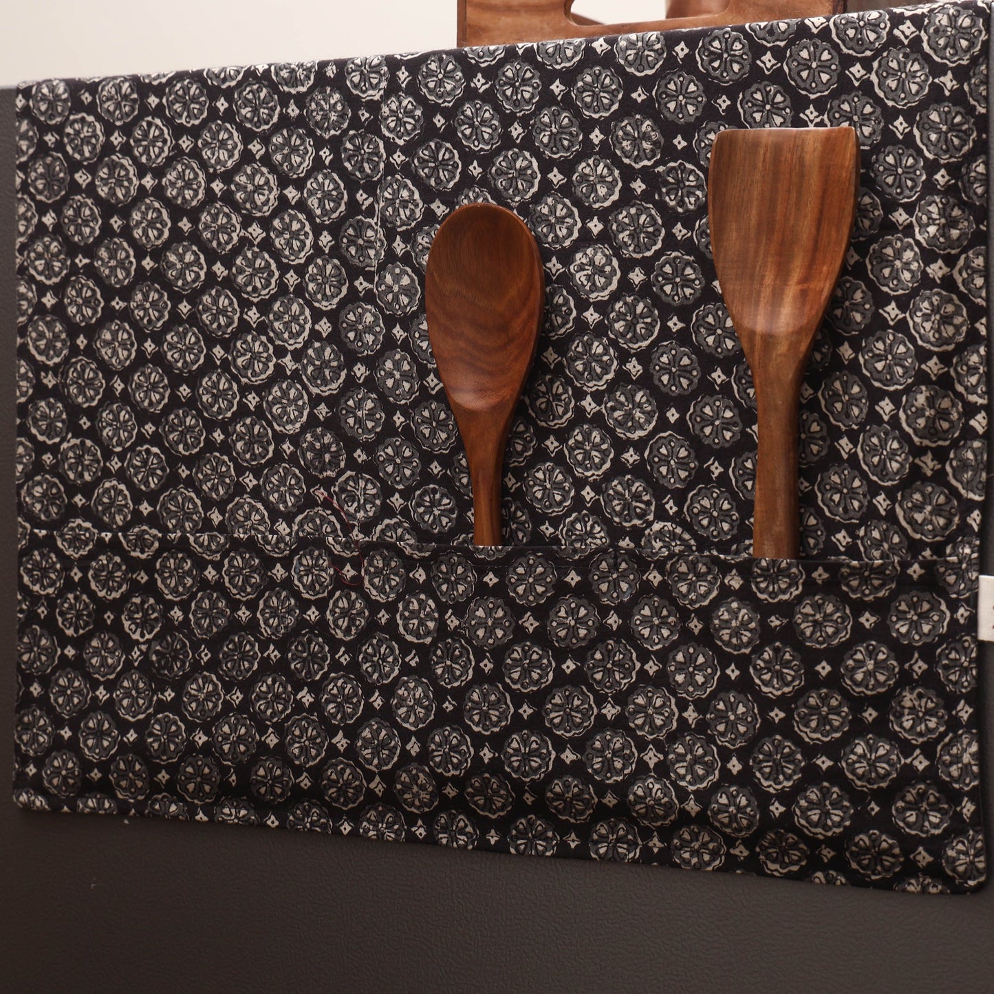 Handmade fridge top cover with multiple pockets 124