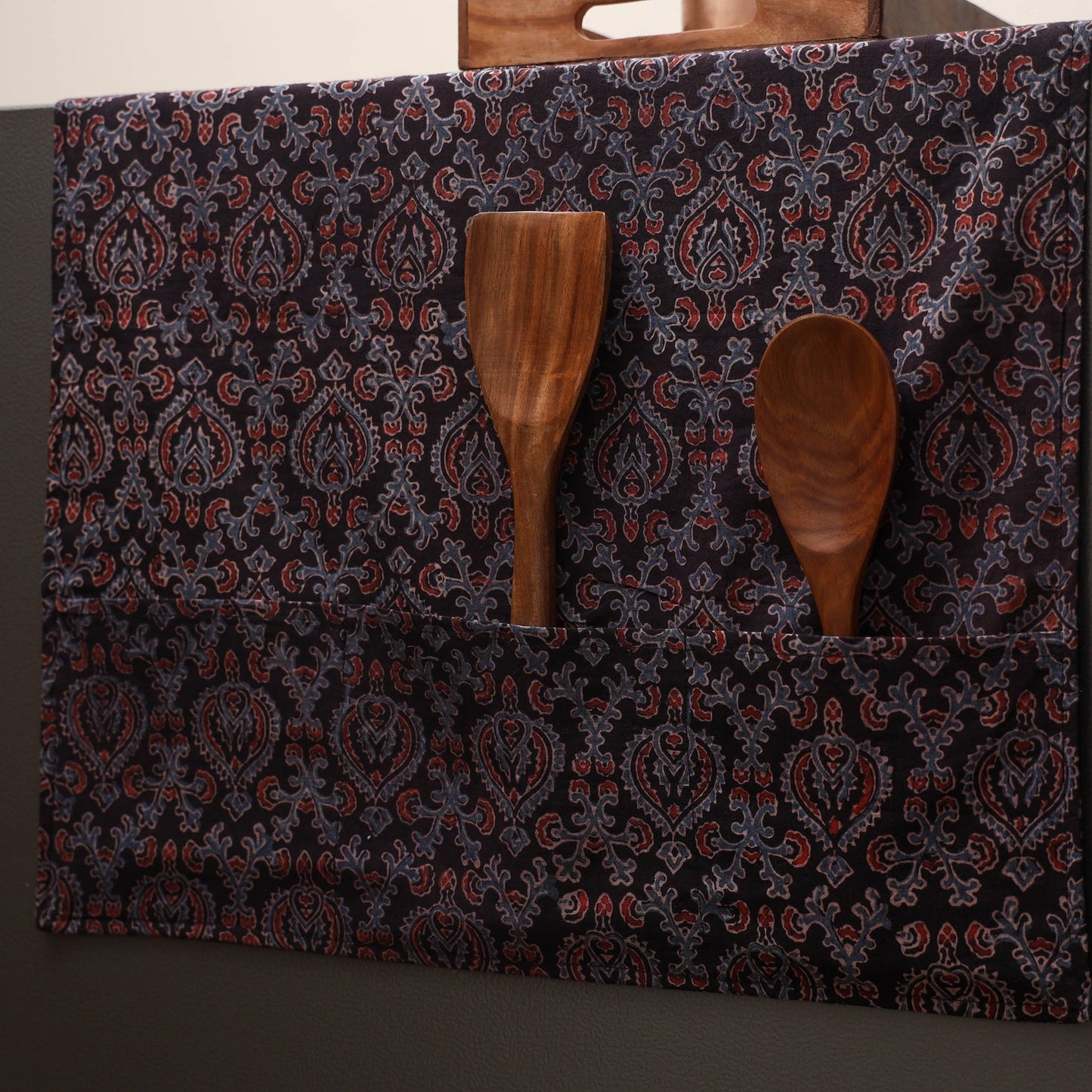 Handmade fridge top cover with multiple pockets 25