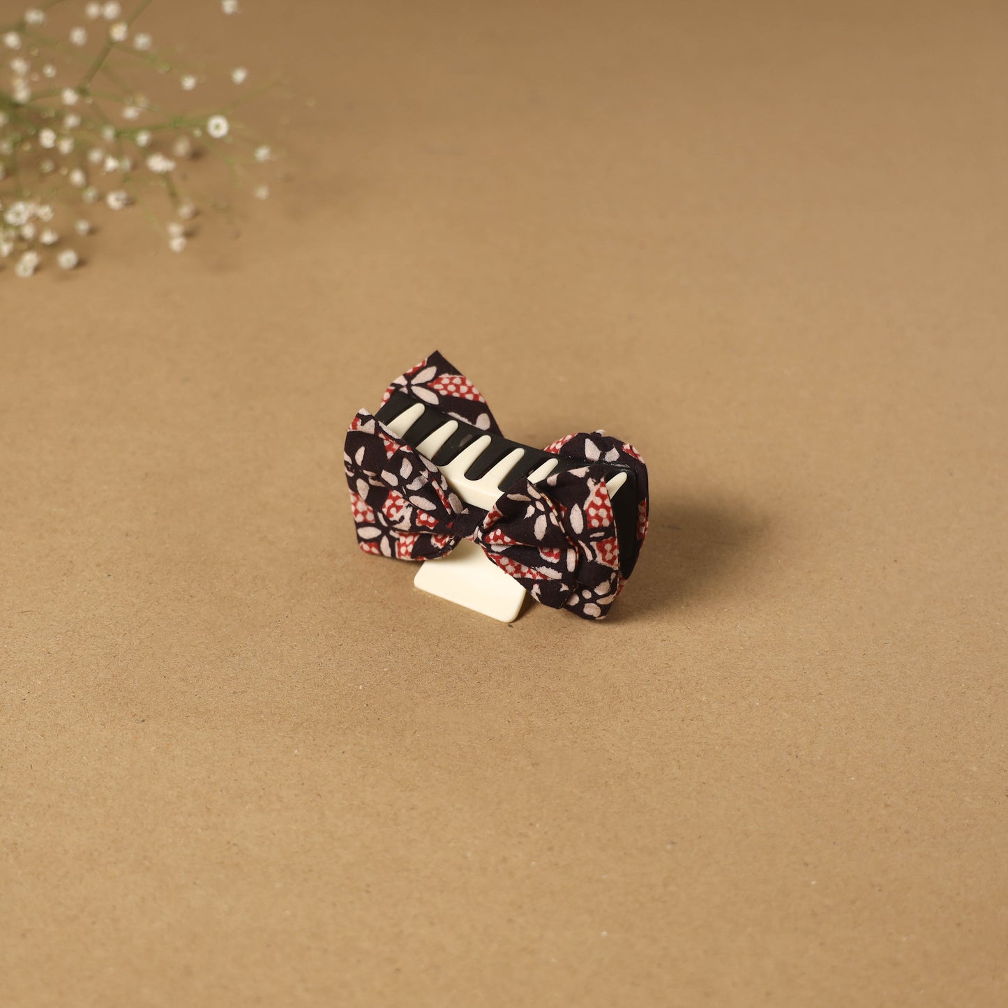 Black - handmade women’s bow hair claw clip 09 - handcrafted