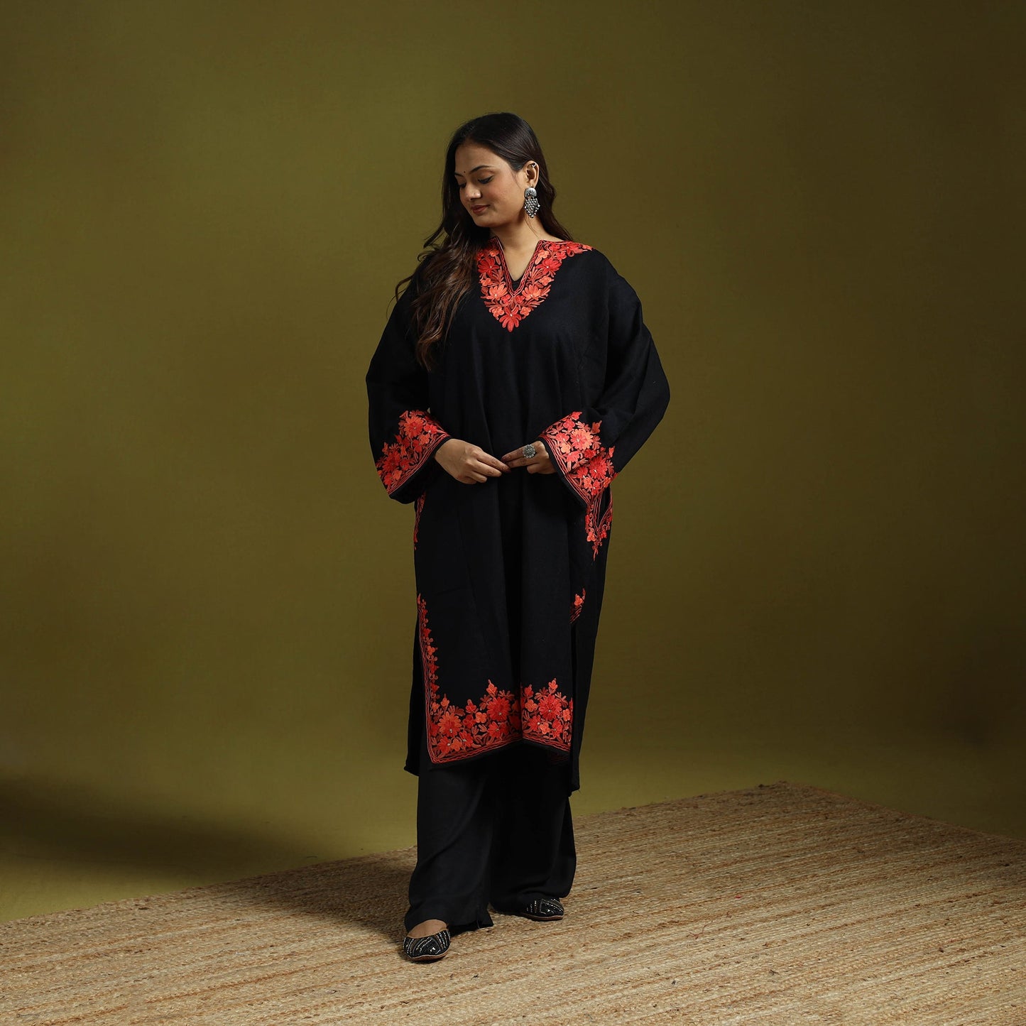 Black - handwoven aari embroidered kashmiri merino wool