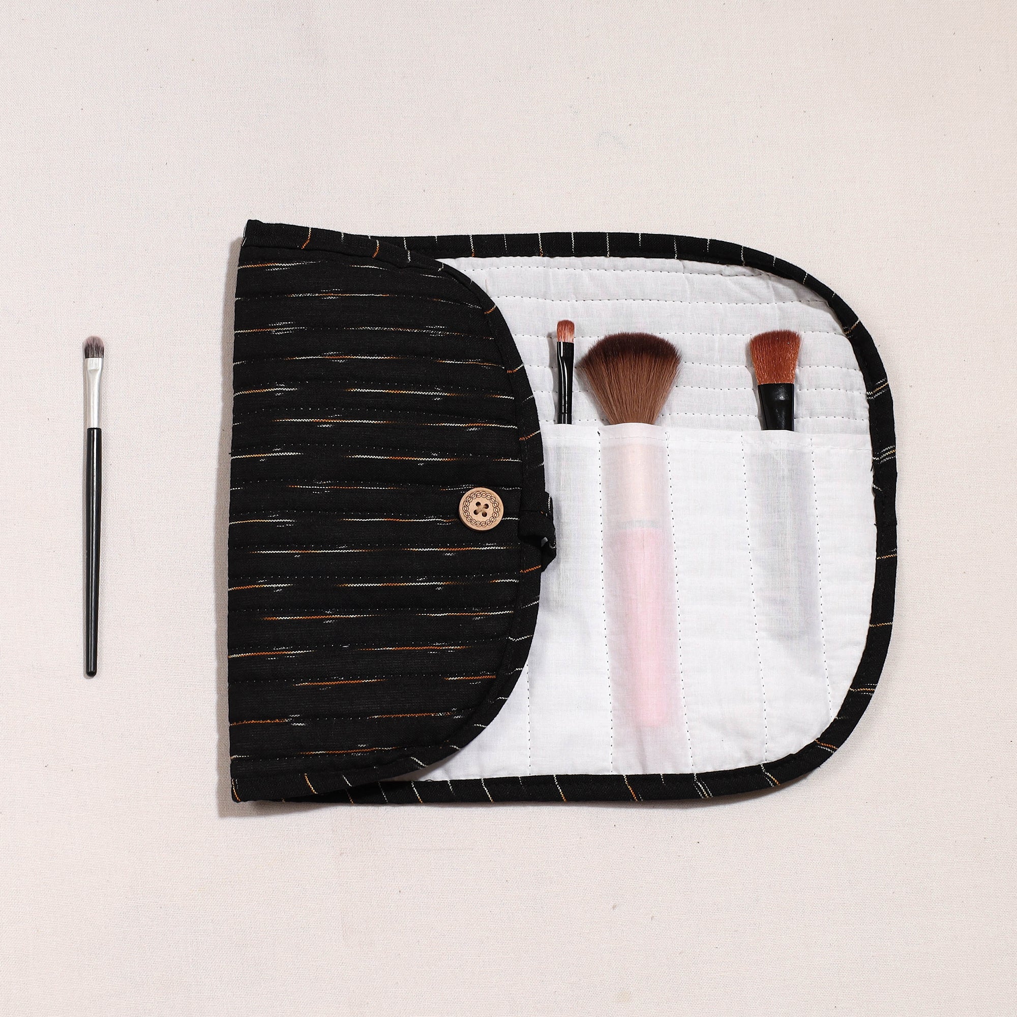 Multipurpose Segmented Storage Wrap Pouch/Case main image 0