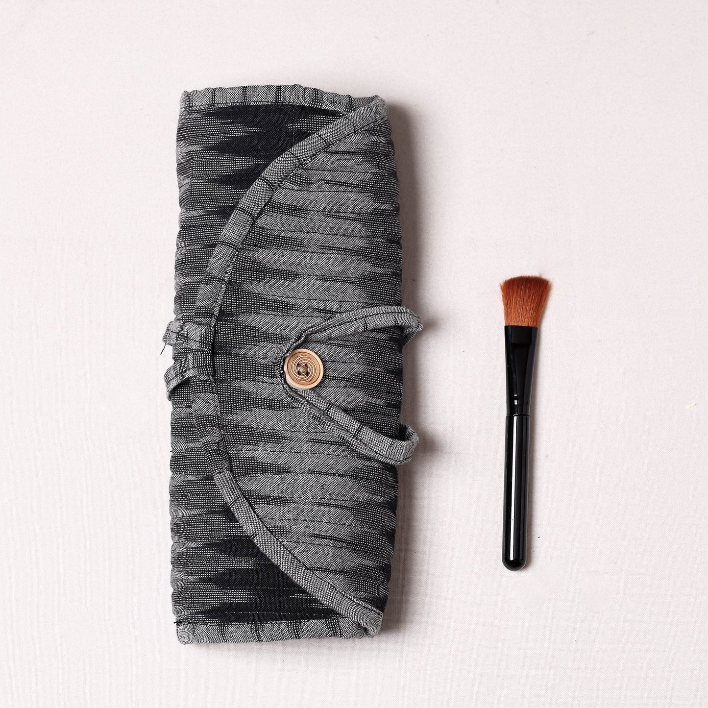 Ikat Fabric Multipurpose Segmented Make-up Brush Wrap Pouch/Case