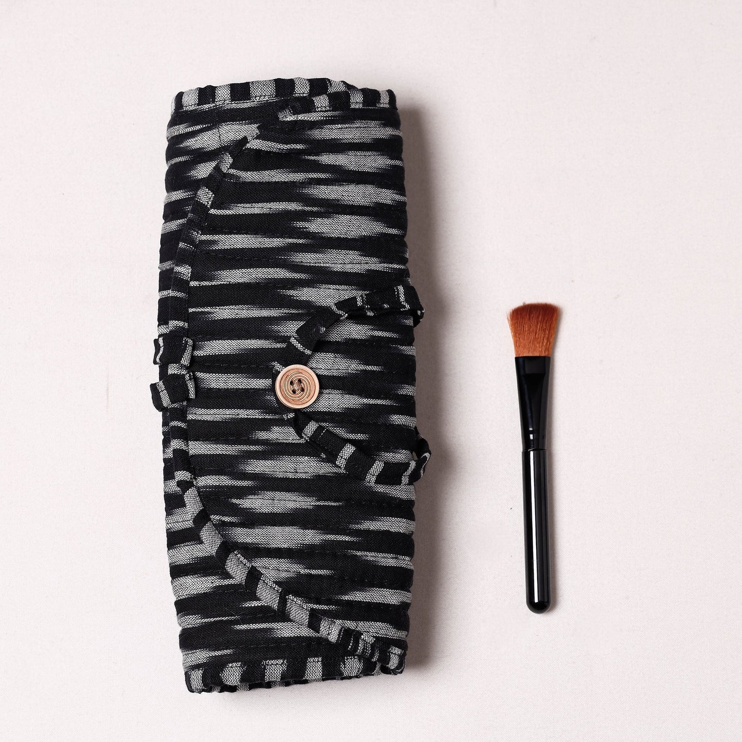 Ikat Fabric Multipurpose Segmented Make-up Brush Wrap Pouch/Case