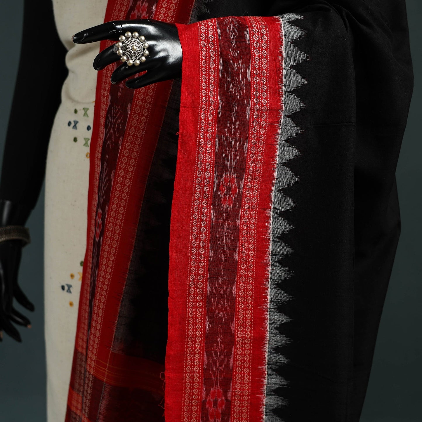 Ikat handloom cotton sambalpuri dupatta 01 - handcrafted
