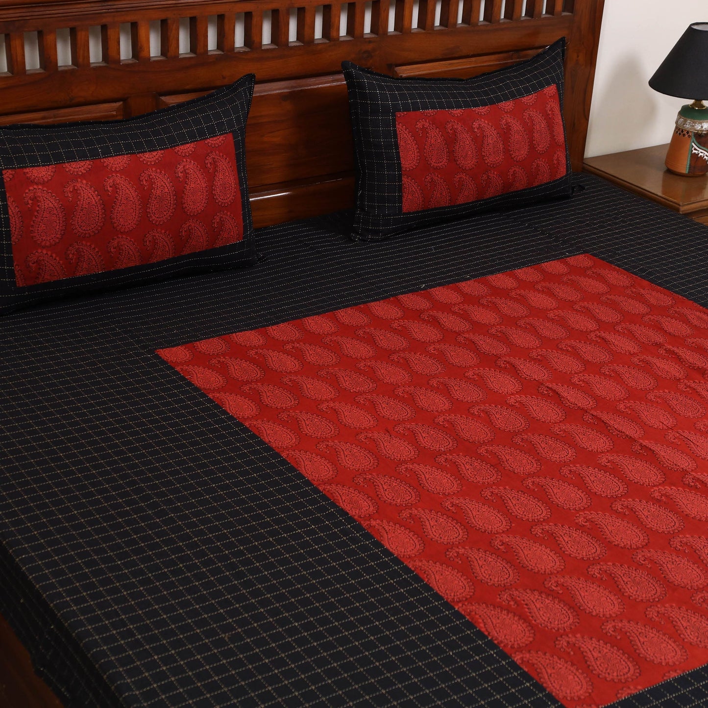 Jacquard with bagh patch cotton bedsheet set 04