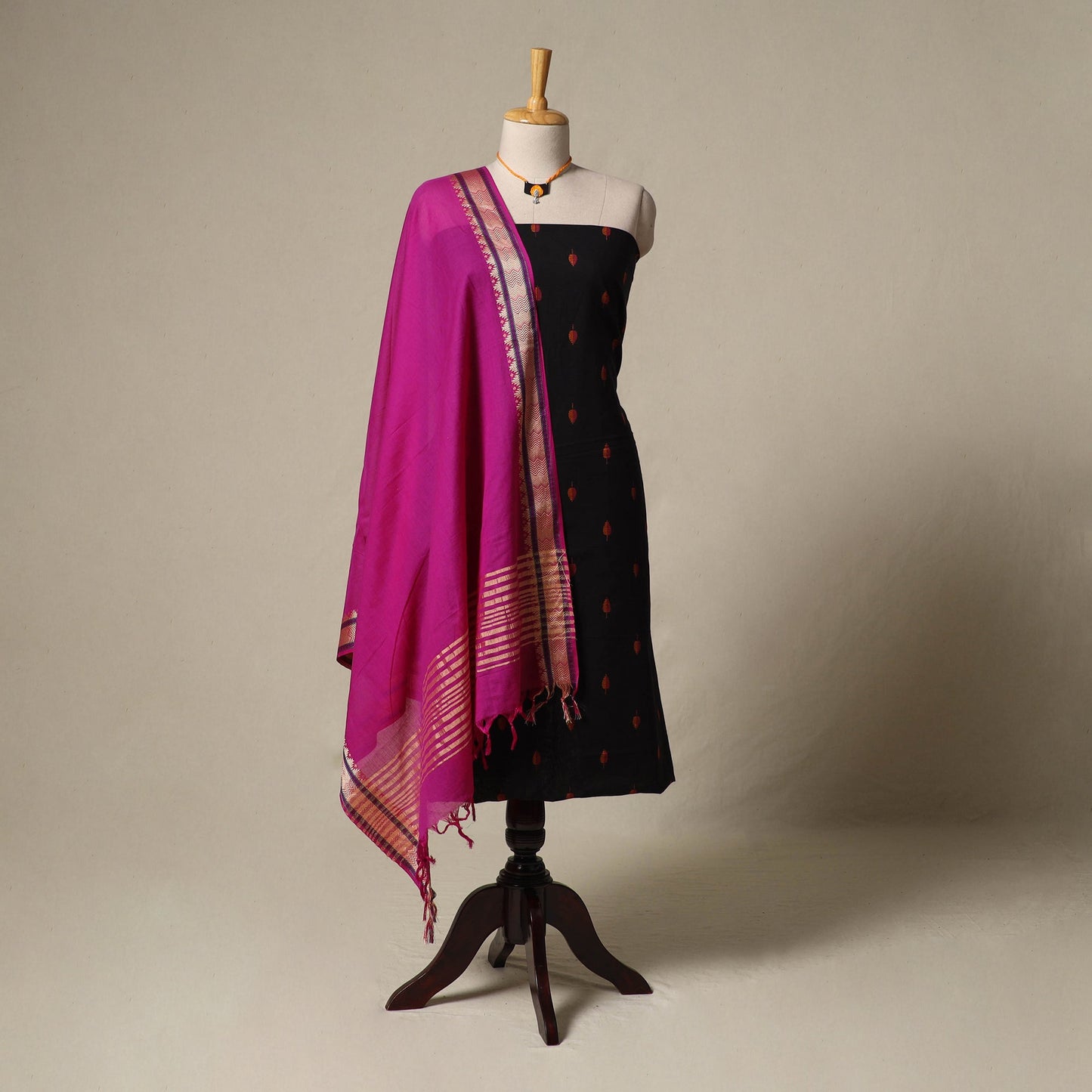 Jacquard cotton 2pc unstitched dress material