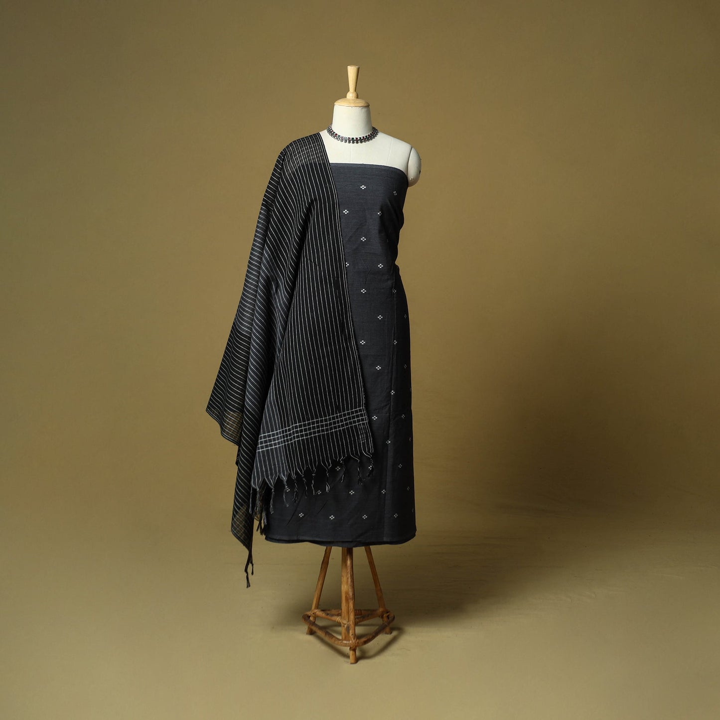 Jacquard cotton 3pc unstitched dress material 36
