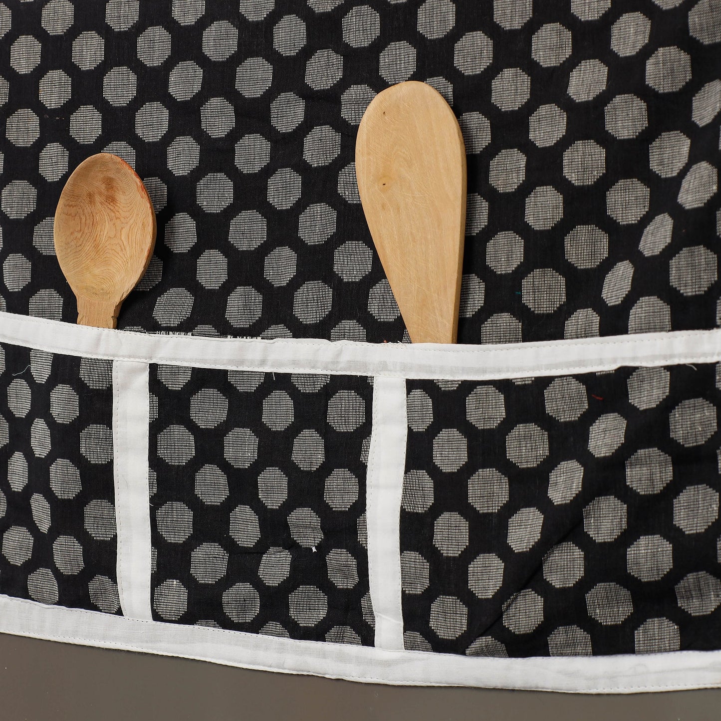 Jacquard Cotton Fridge Top Cover with Multiple Pockets