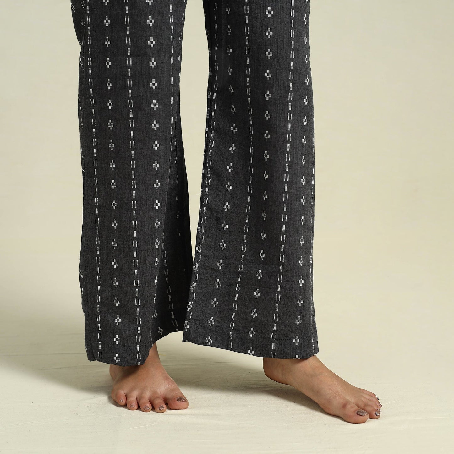 Black Jacquard Cotton Top & Pyjama Night Suit Set