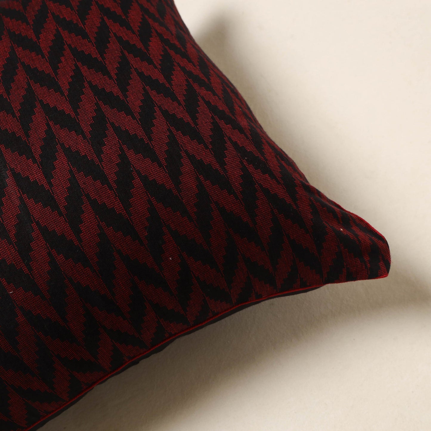 Black - jacquard weave cotton cushion cover 05 - handcrafted