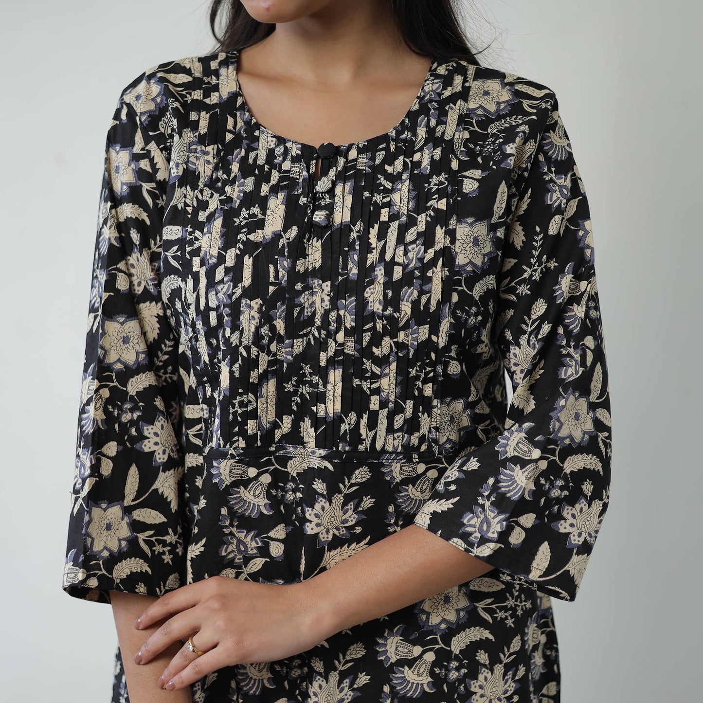Black Jaipur Print Cotton Pintuck Long Kurta Online