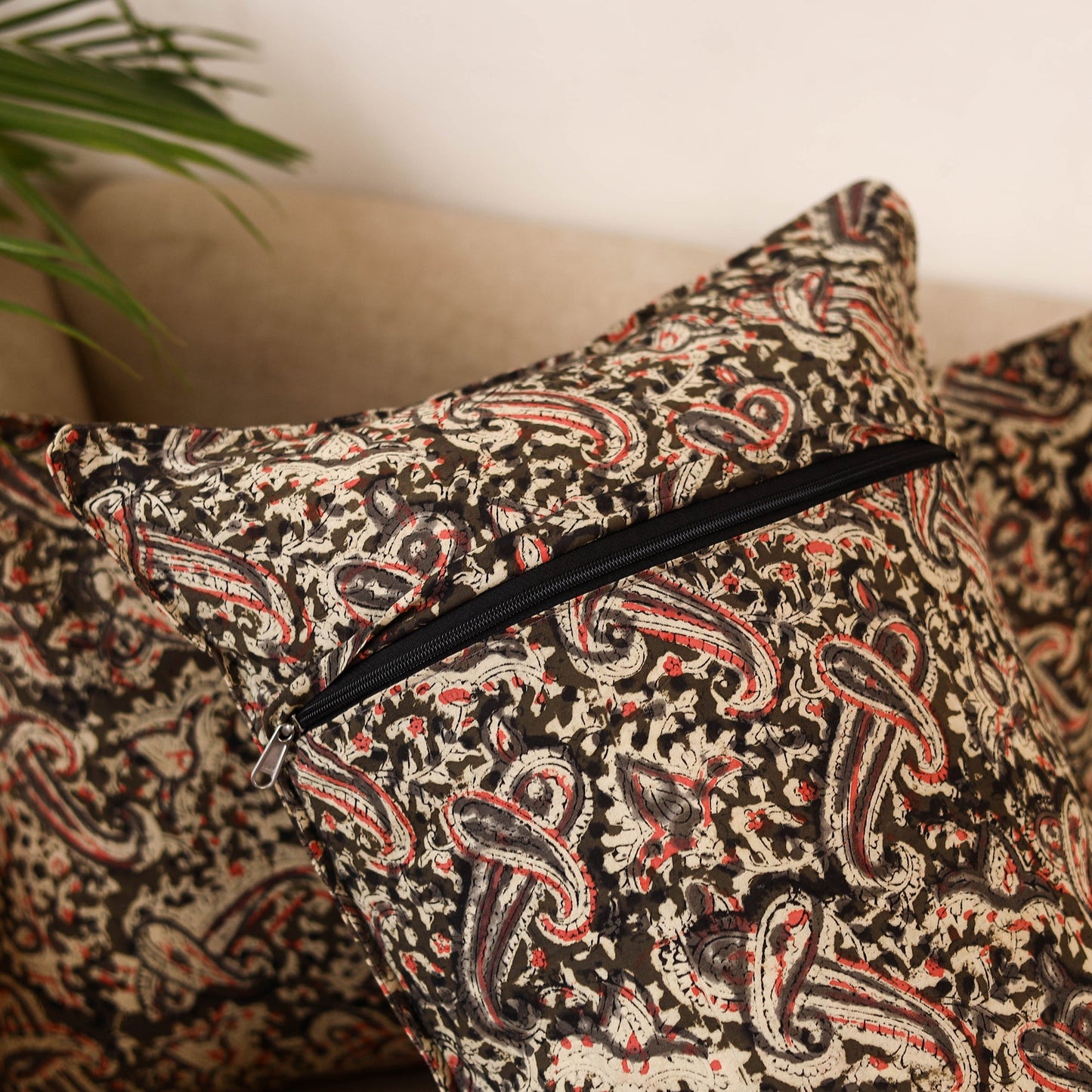 Kalamkari hand pillow cover (set of 2) 23 - handcrafted