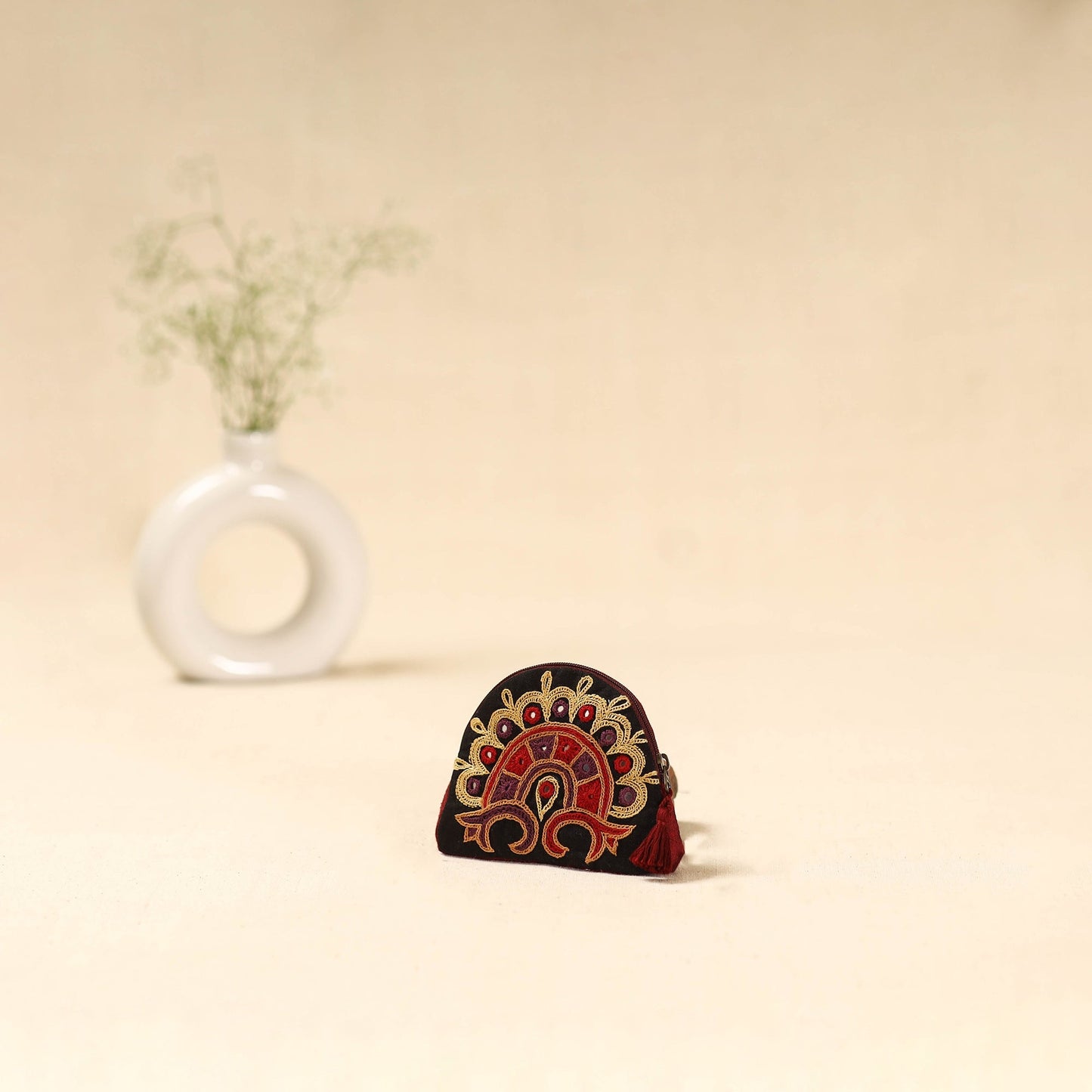Kutch ahir hand embroidered coin pouch 126 - handcrafted