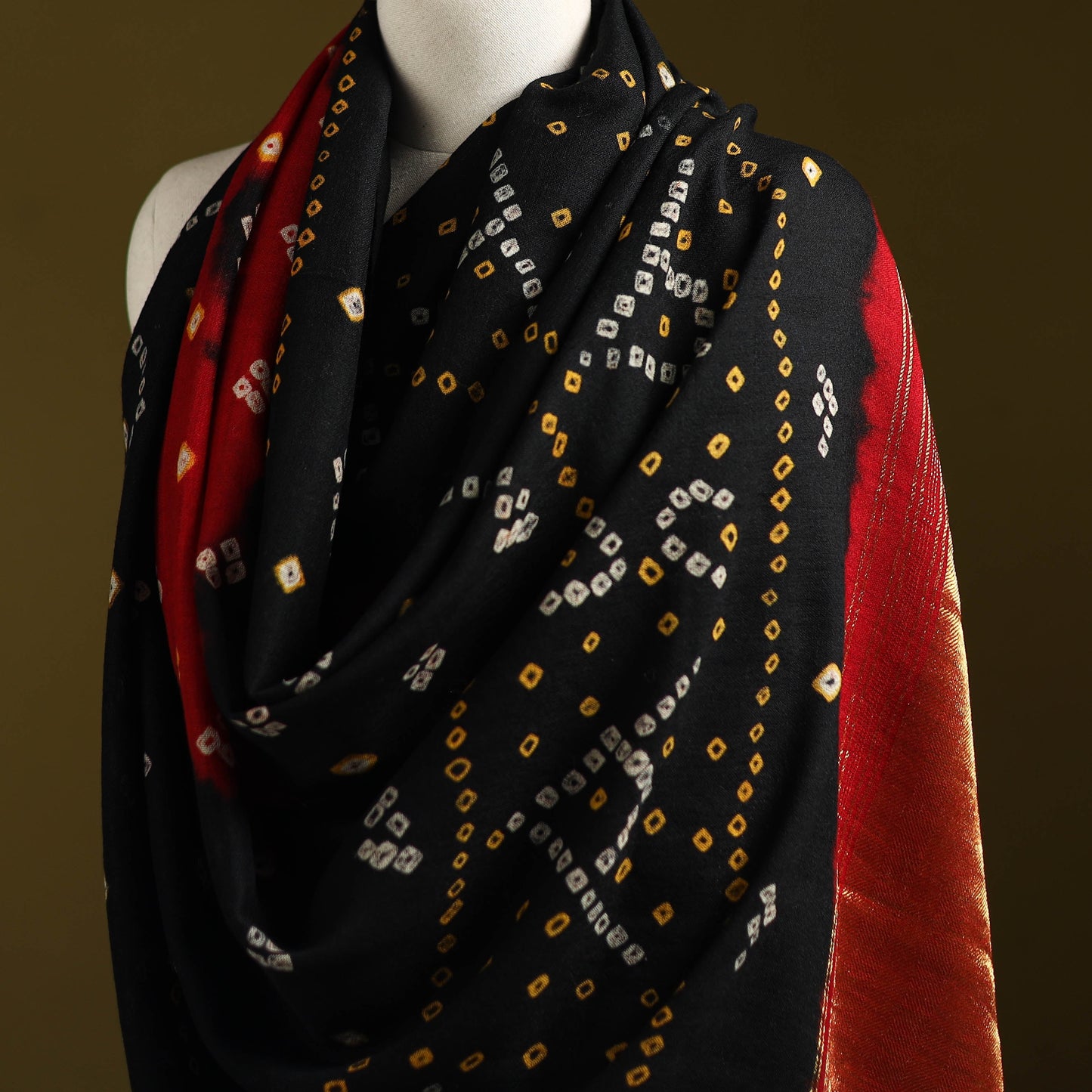 Kutch bandhani handwoven merino wool shawl with zari patta