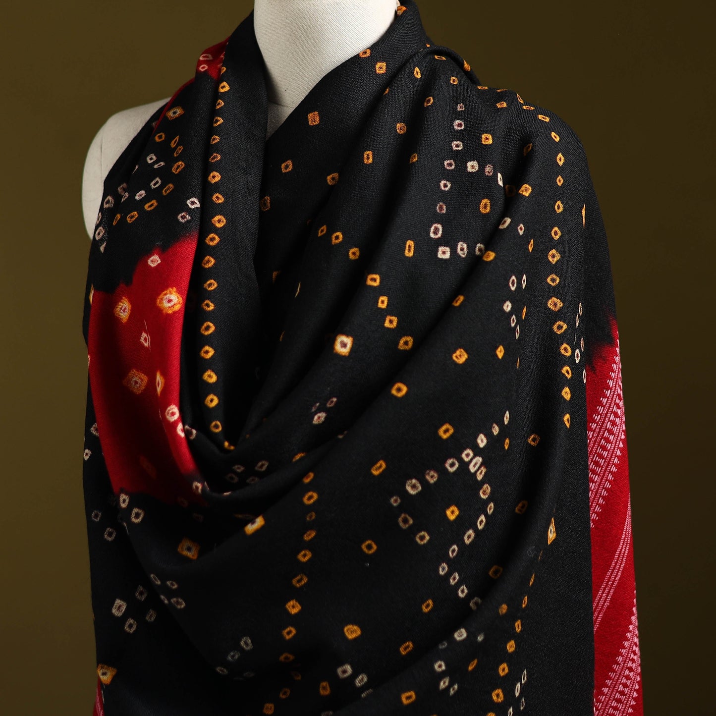 Kutch handwoven bandhani merino wool shawl 22 - handcrafted