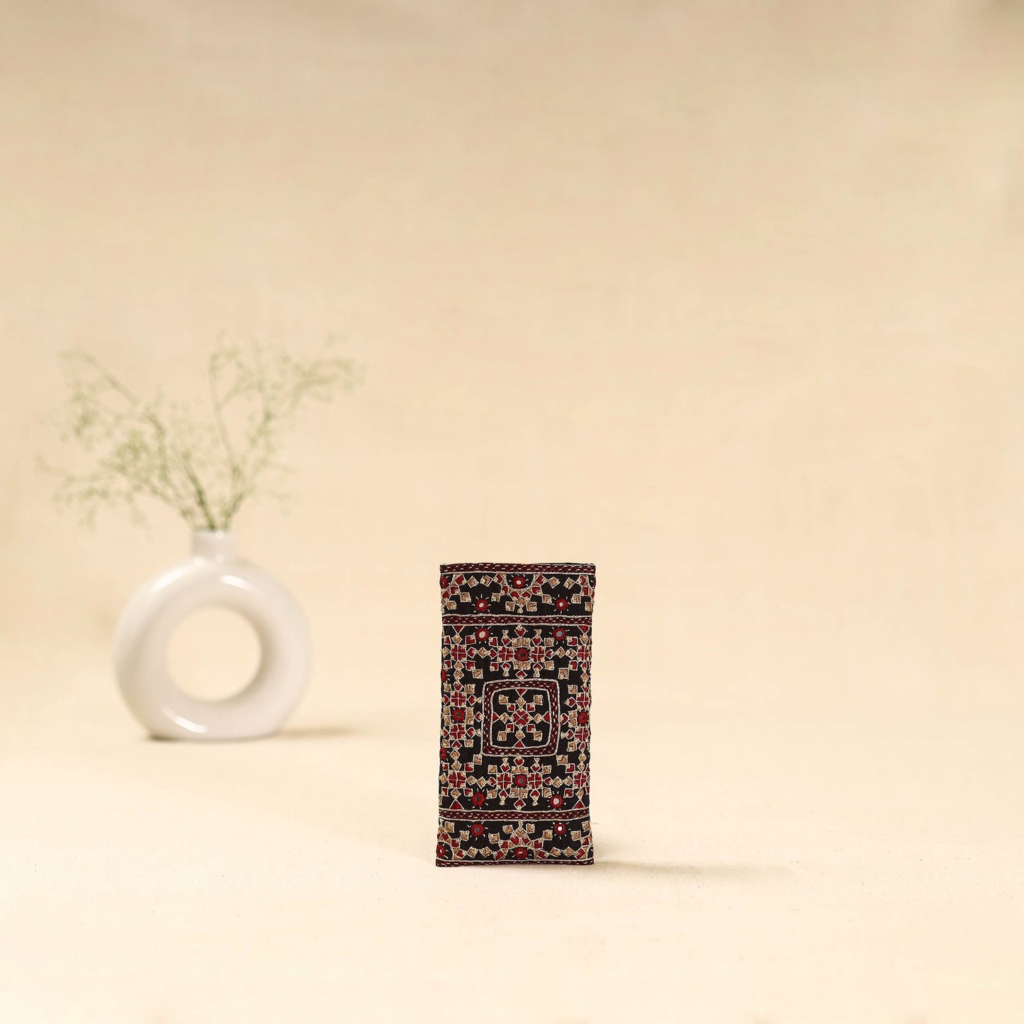 Kutch neran hand embroidered spectacle pouch 226