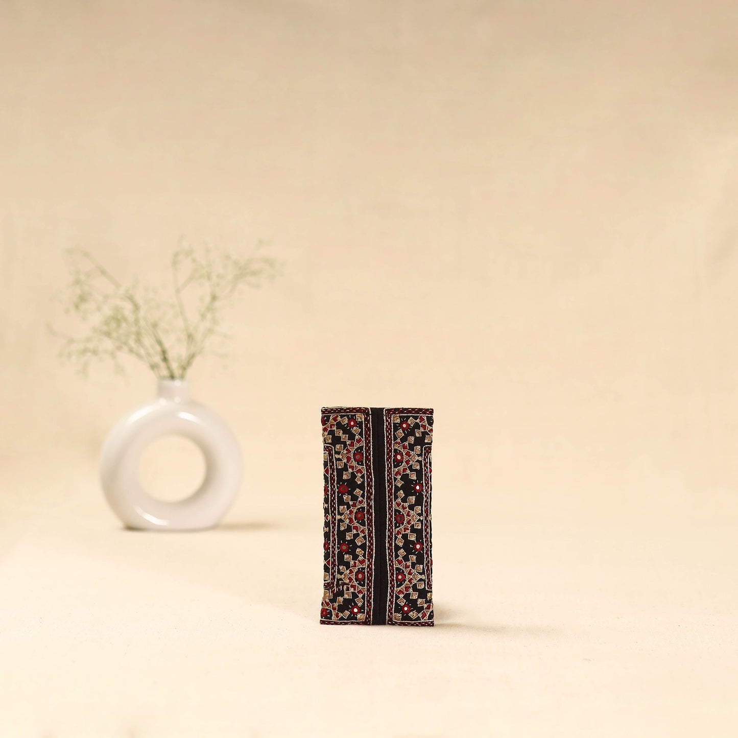 Kutch neran hand embroidered spectacle pouch 226