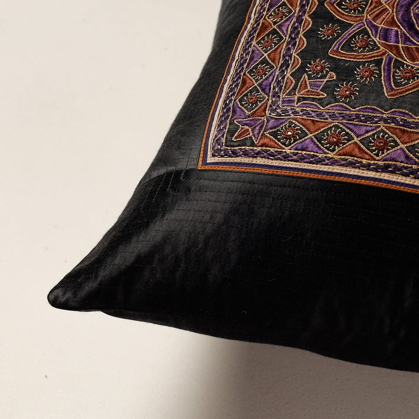 Kutch Pakko Bherni Hand Embroidery Mashru Silk Cushion Cover Online at iTokri.com