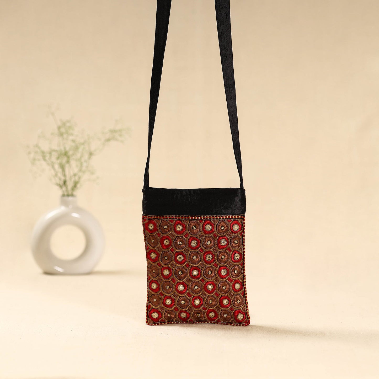 Kutch pakko hand embroidered sling bag 59 - handcrafted