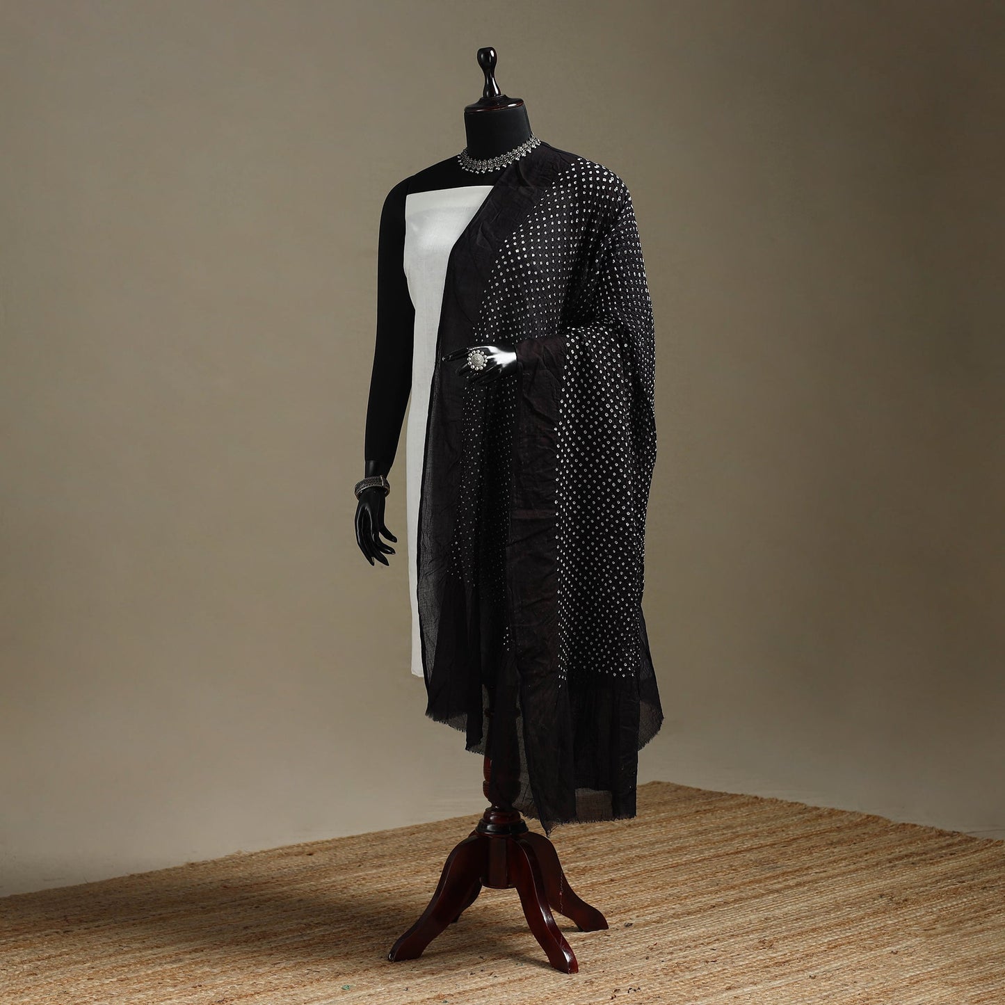 Kutch tie-dye cotton heavy bandhani dupatta 09 - handcrafted