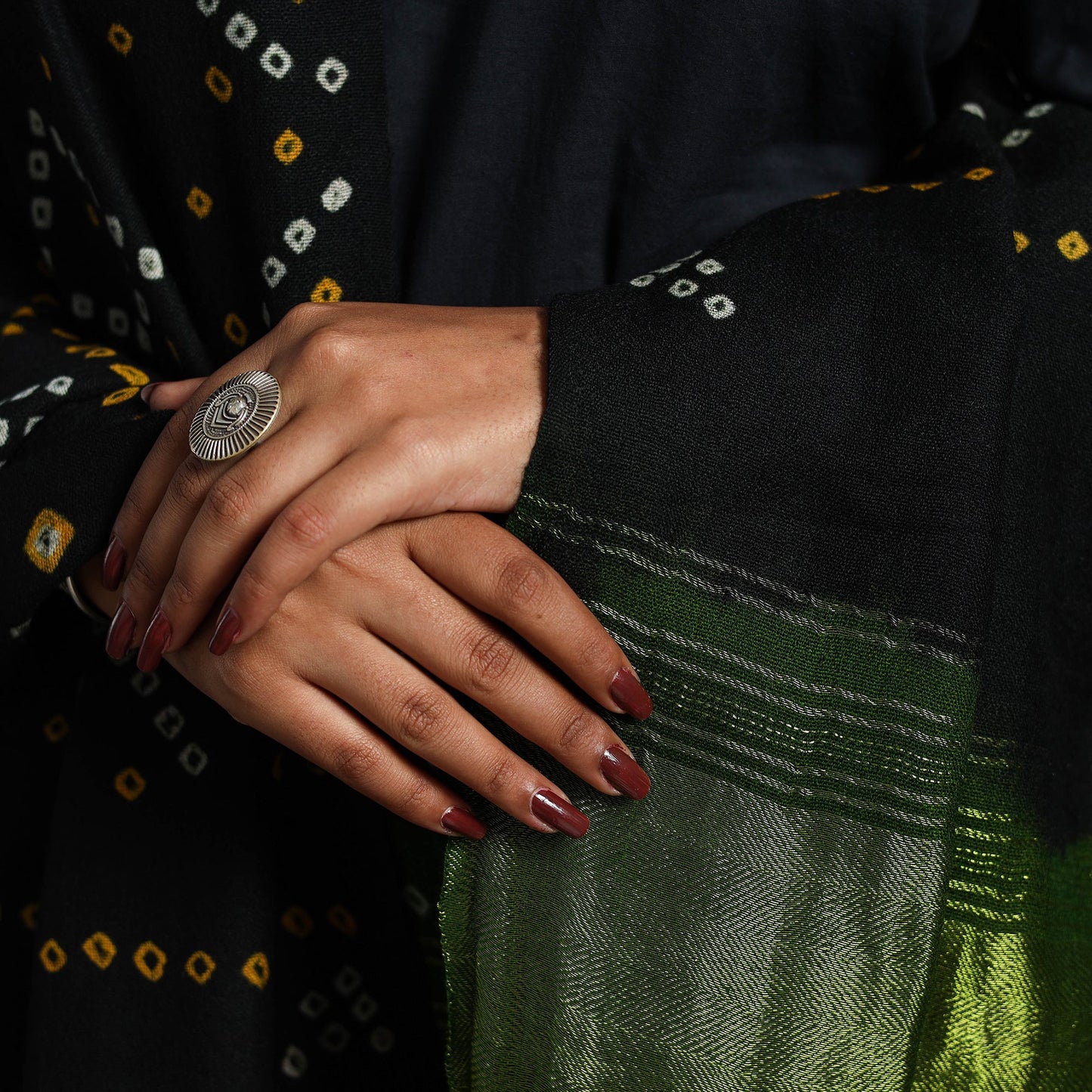 Black - kutch zari work handwoven bandhani woolen shawl 21