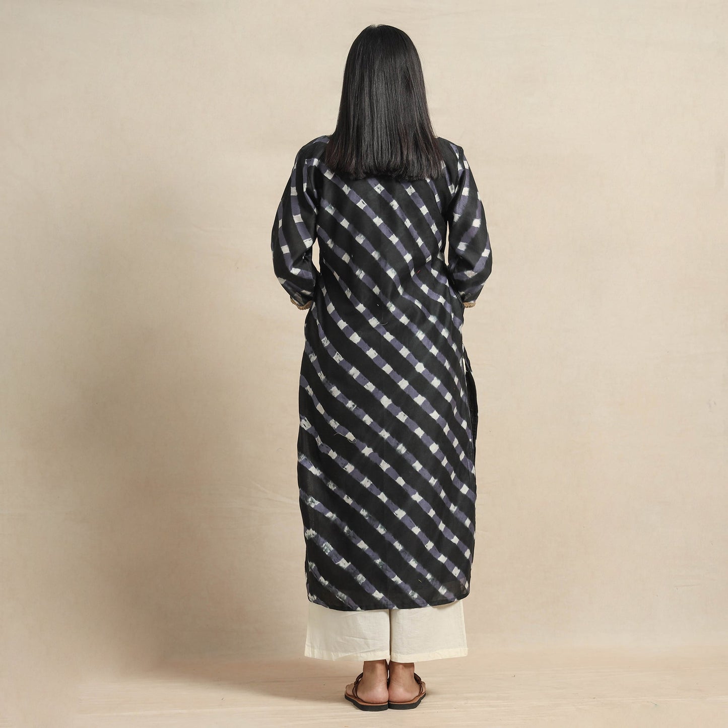 Leheriya Tie-Dye Chanderi Silk Kurta with Lace Work for Women