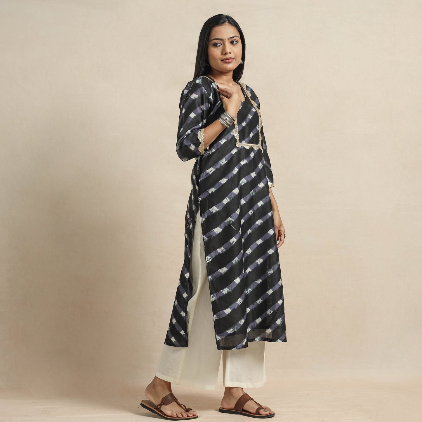 Leheriya Tie-Dye Chanderi Silk Kurta with Lace Work for Women