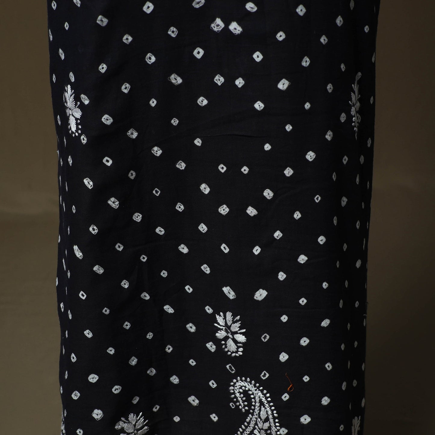 Lucknowi chikankari hand work bandhani unstitched kurta