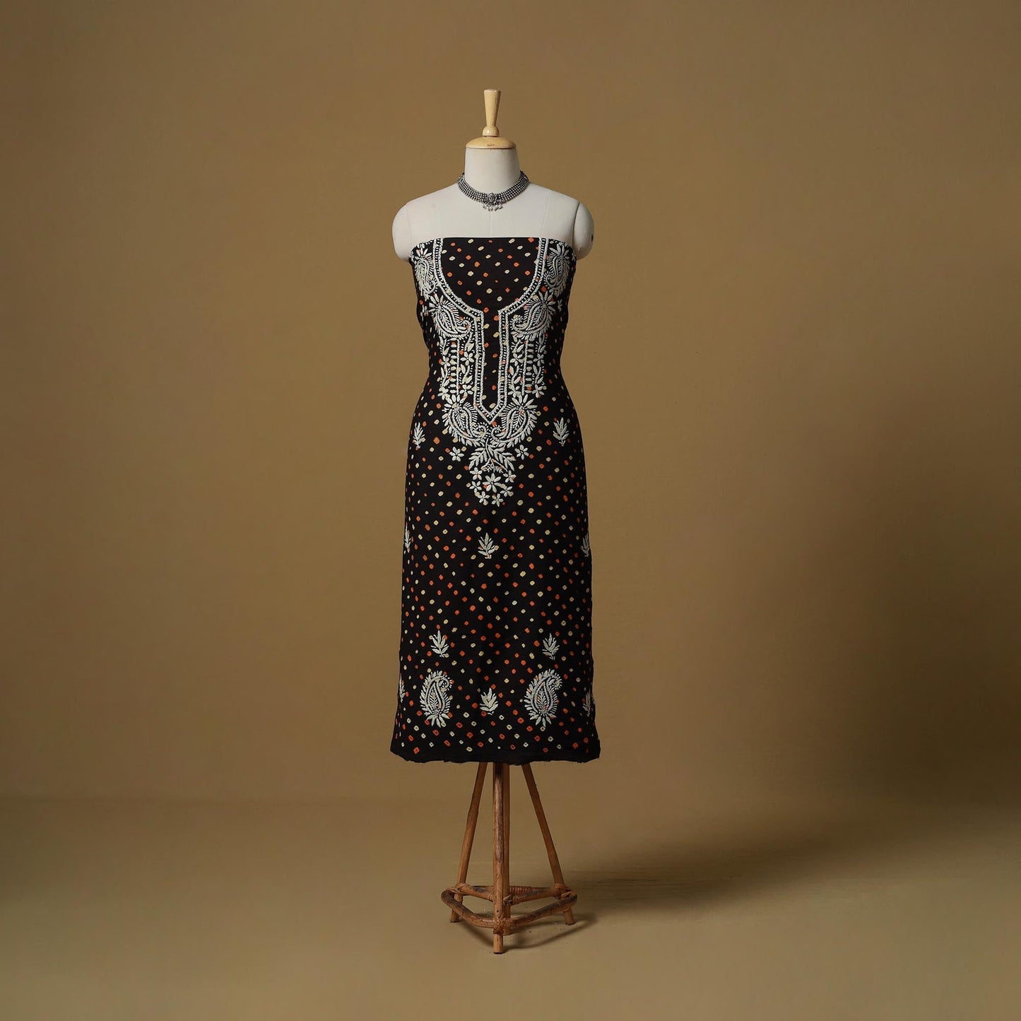 Lucknowi chikankari hand work bandhani unstitched kurta