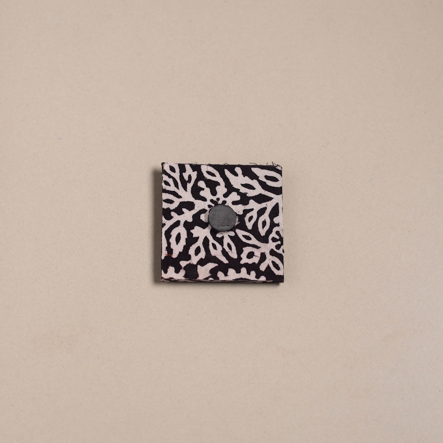 Black - mirror work handmade fabart jute magnet 13