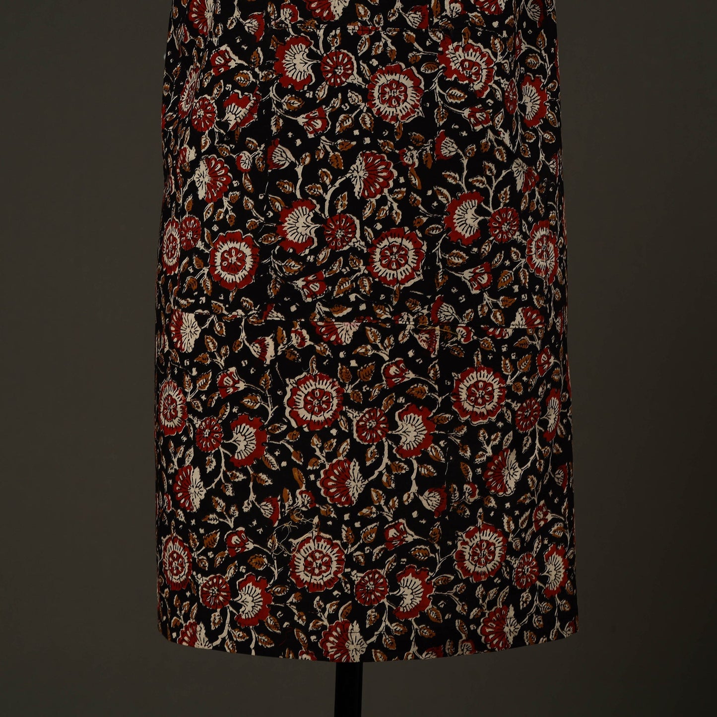 Black - bagru cotton apron with pocket 13 - handcrafted