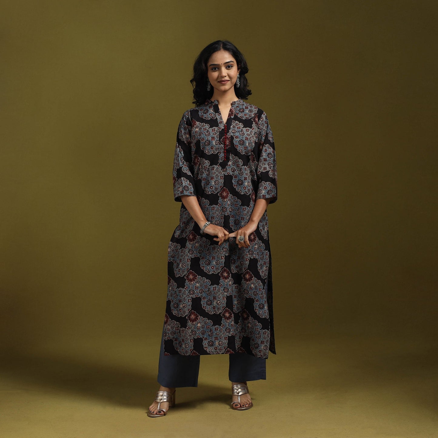 Natural dyed cotton straight kurta for women 02