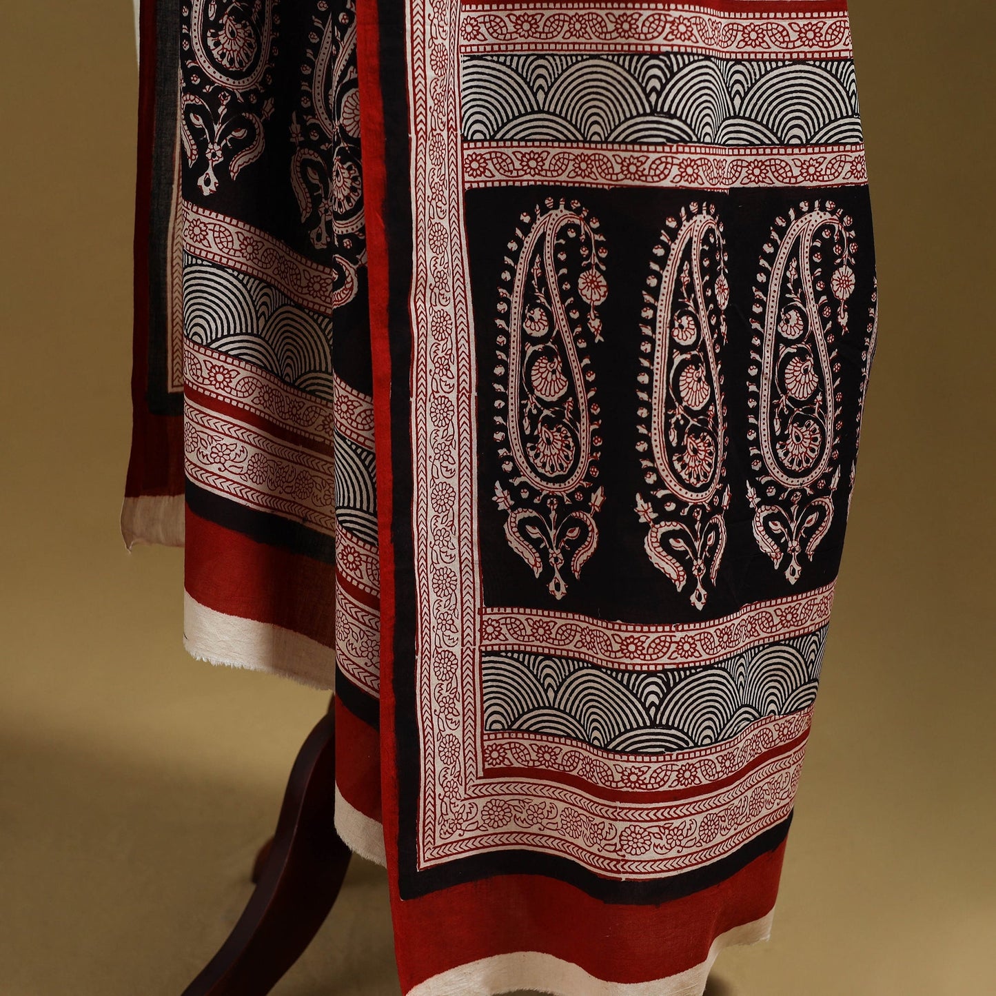 Black - natural dyed hand cotton bagh dupatta 11