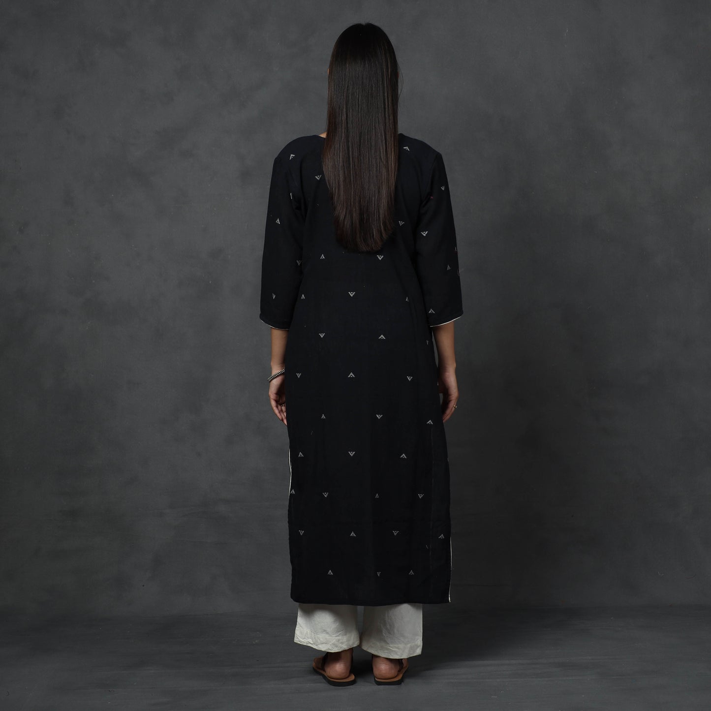 Buy Organic Kala Cotton Handloom Buti Long Kurta for Women