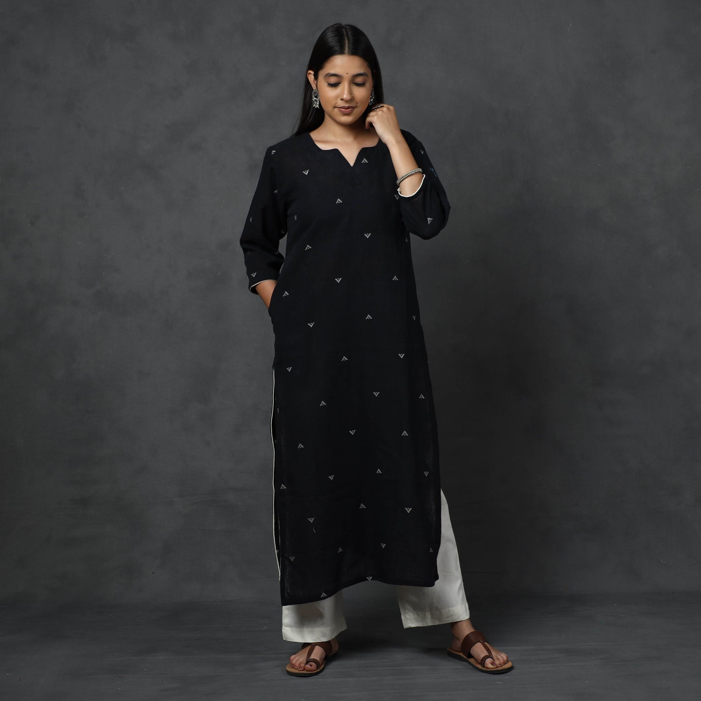 Buy Organic Kala Cotton Handloom Buti Long Kurta for Women