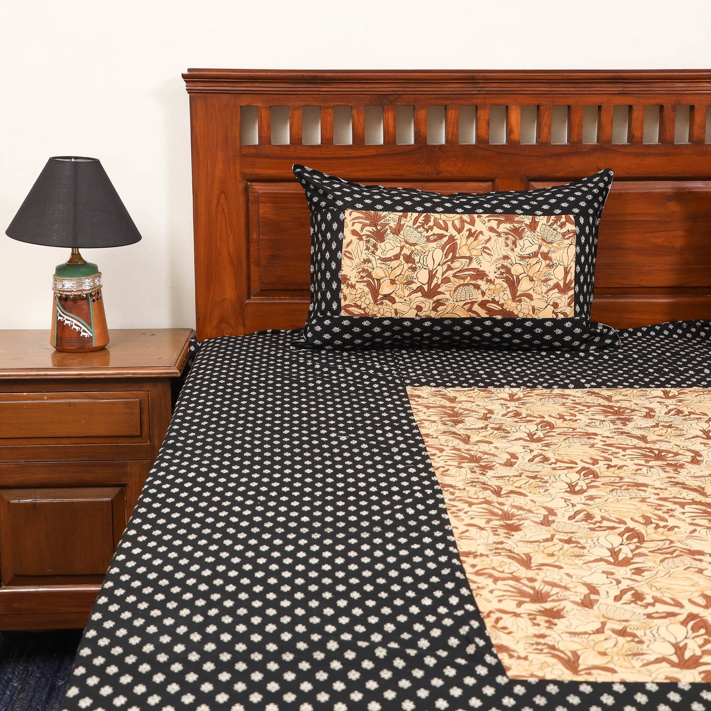 Patchwork hand double sanganeri bedsheet set (108 x 90 in)