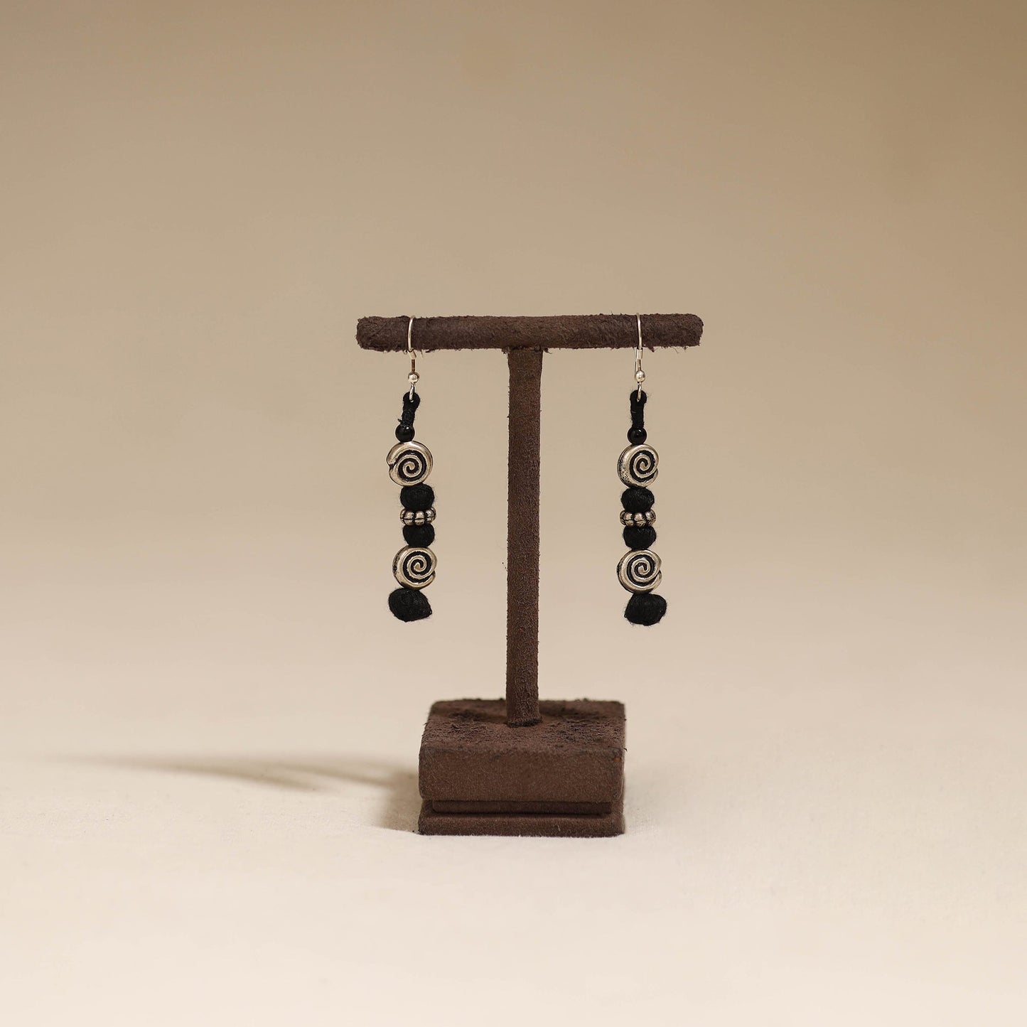 Black - patwa thread beads earrings by kailash 64