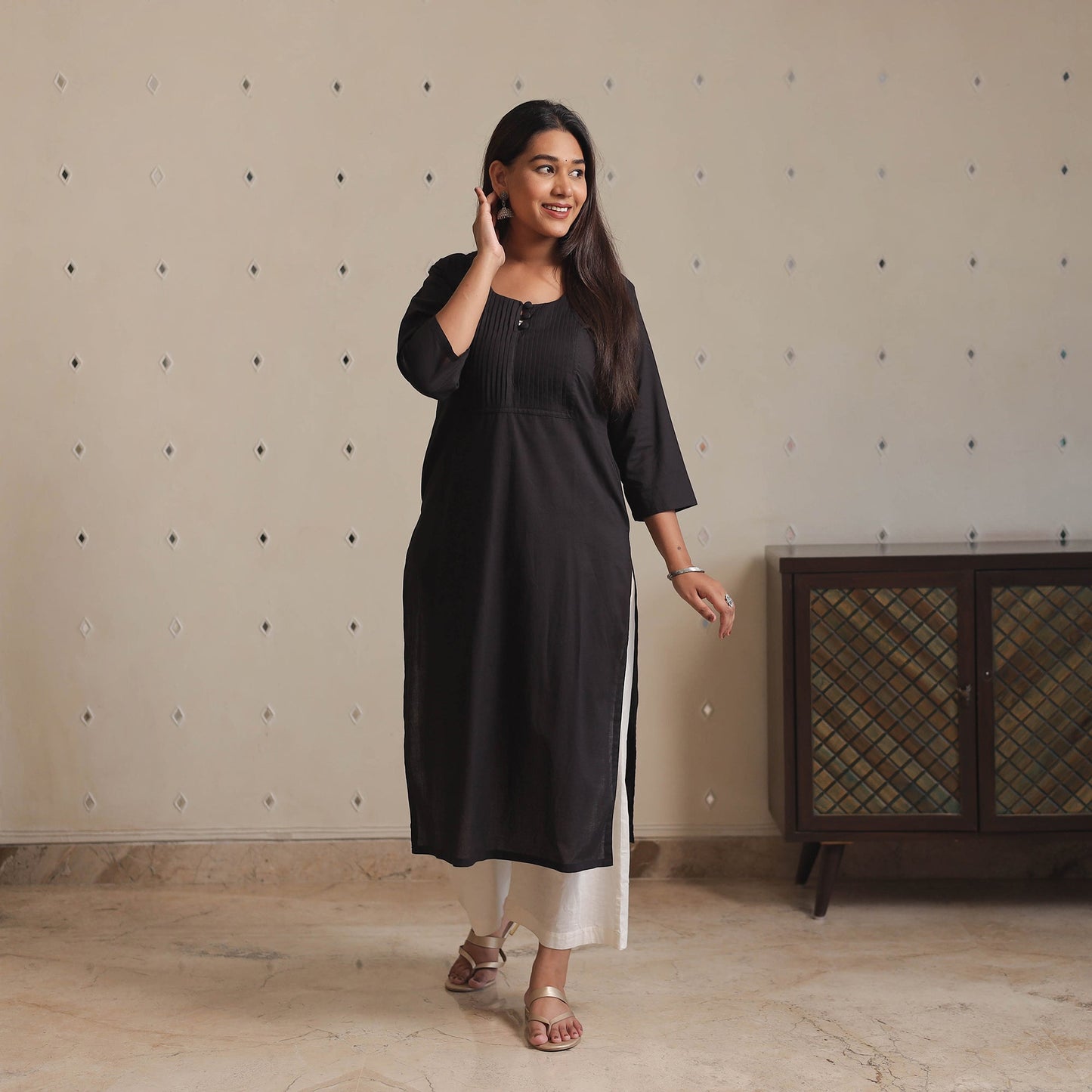 Plain Cotton Pintuck Long Straight Kurta for Women