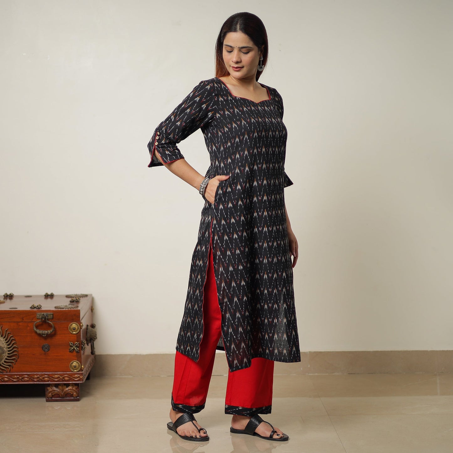 Pochampally Ikat Weave Cotton Kurta with Palazzo & Dupatta Set 01