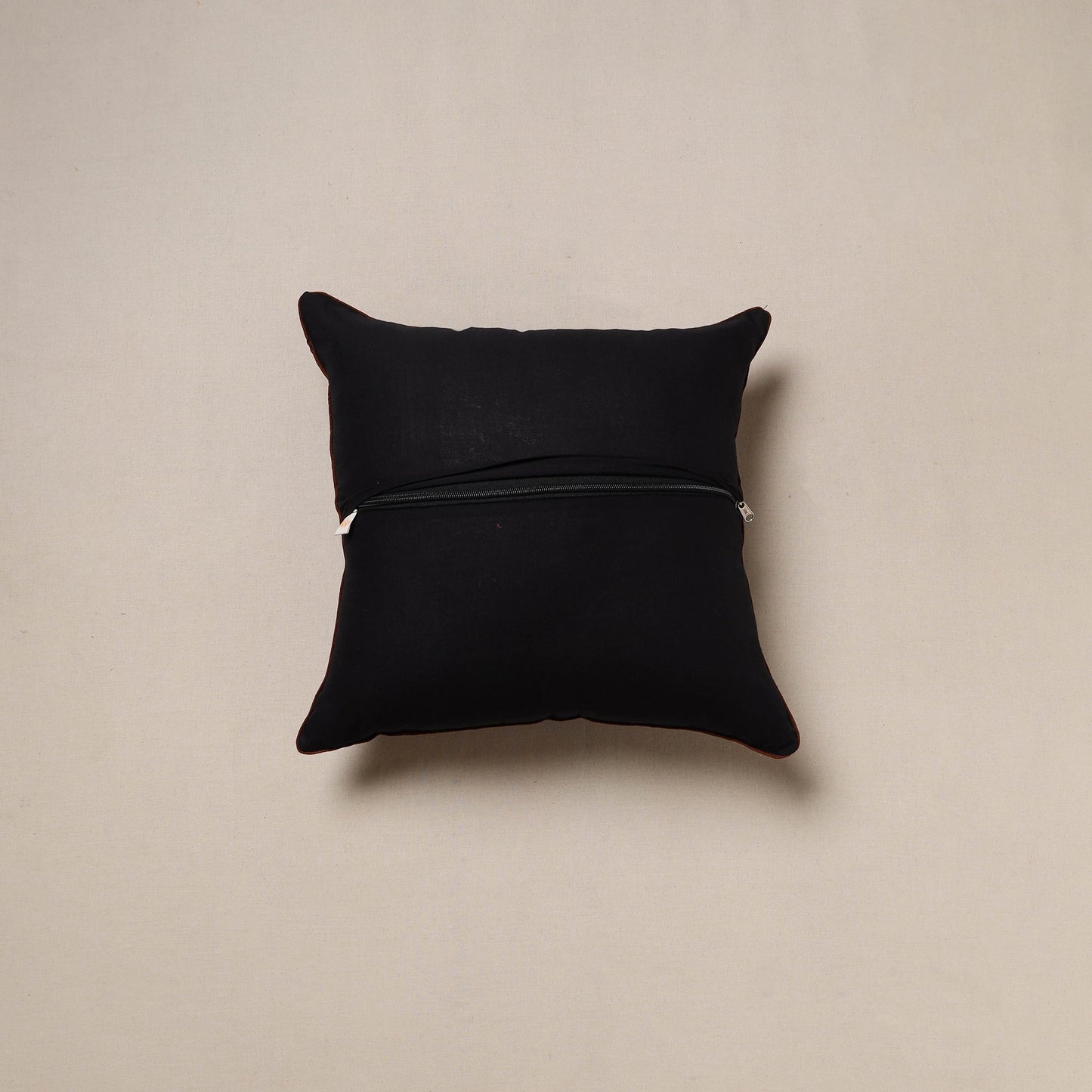 Pochampally ikat weave cushion cover 08 - handcrafted