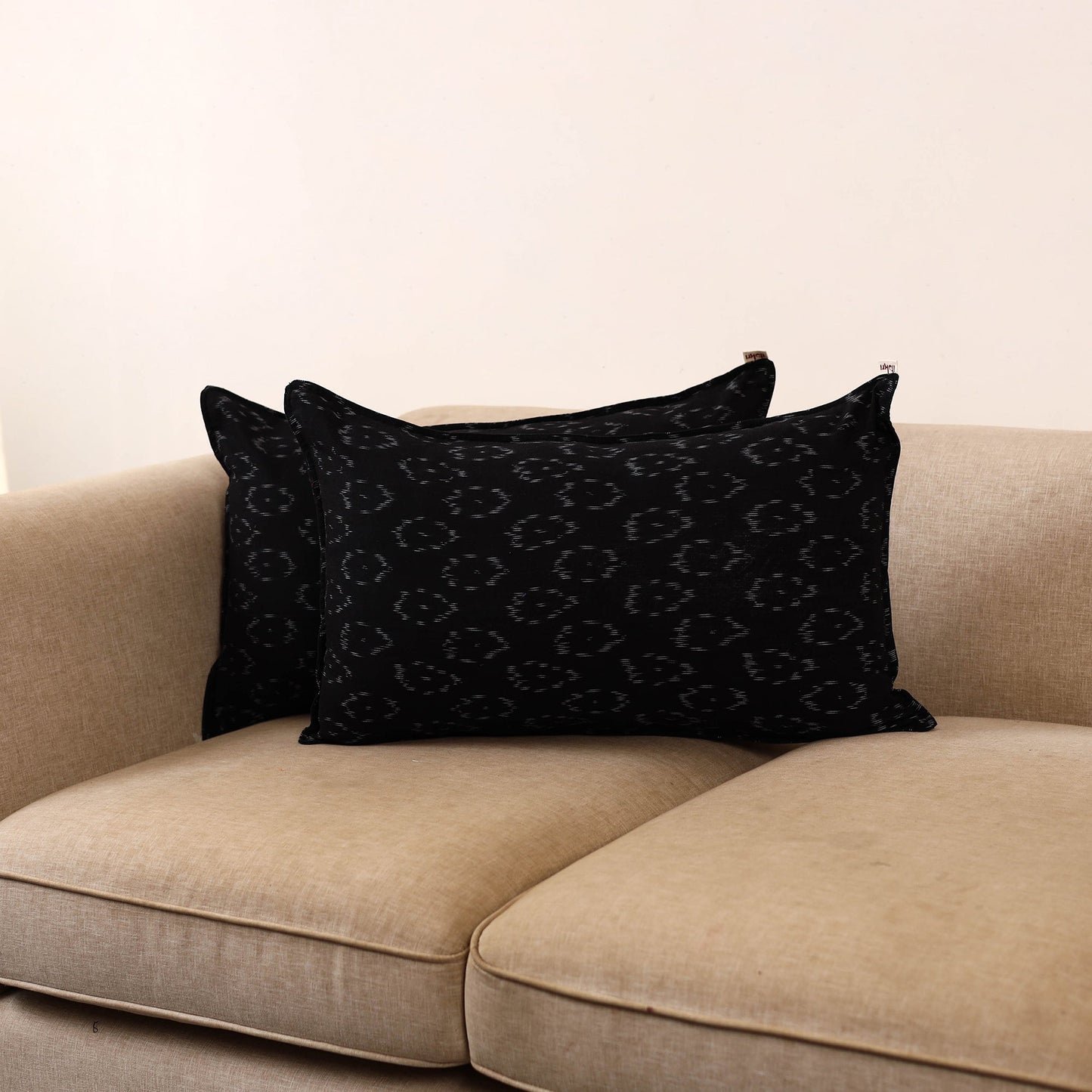 Pochampally ikat weave pillow covers (set of 2) 02