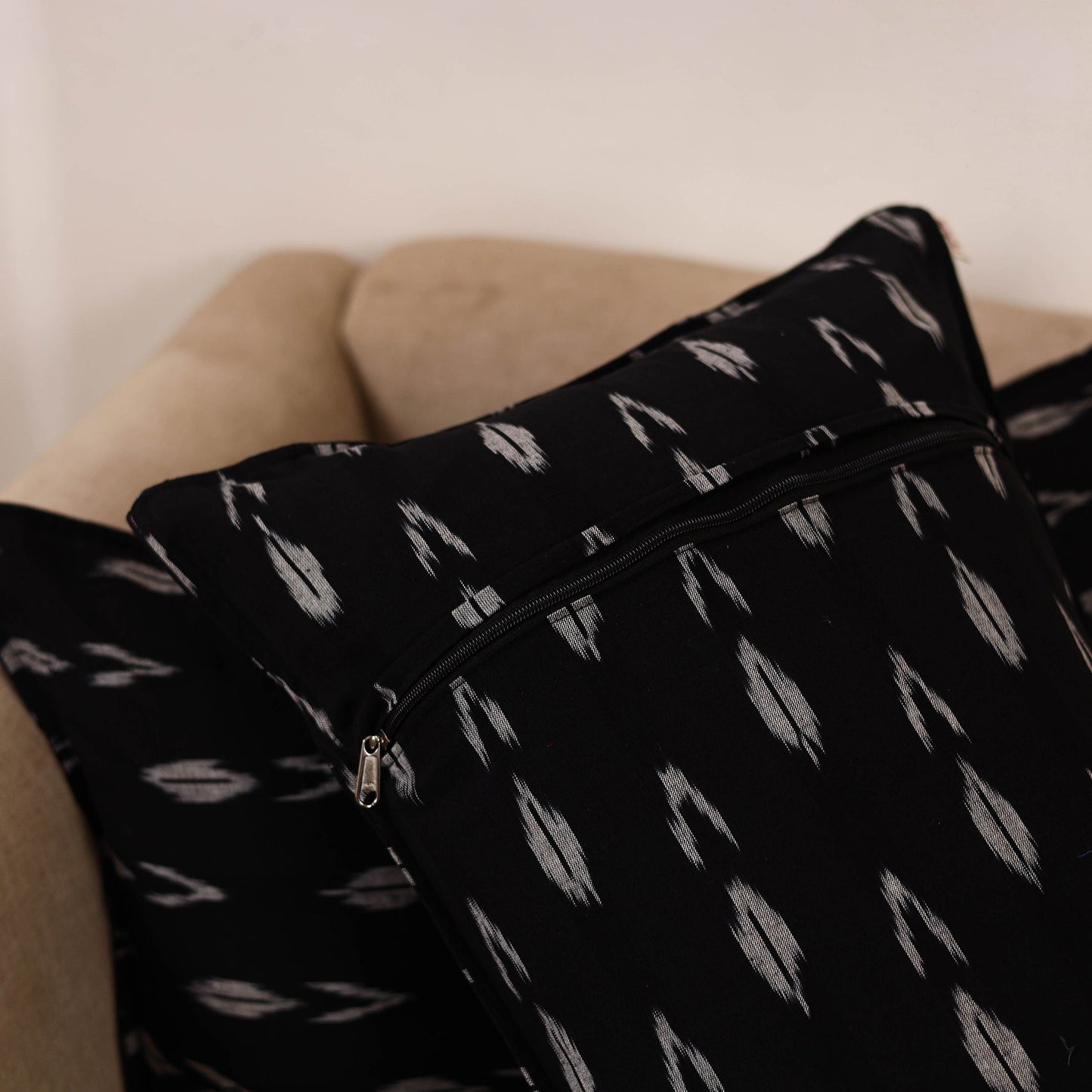Pochampally ikat weave pillow covers (set of 2) 27