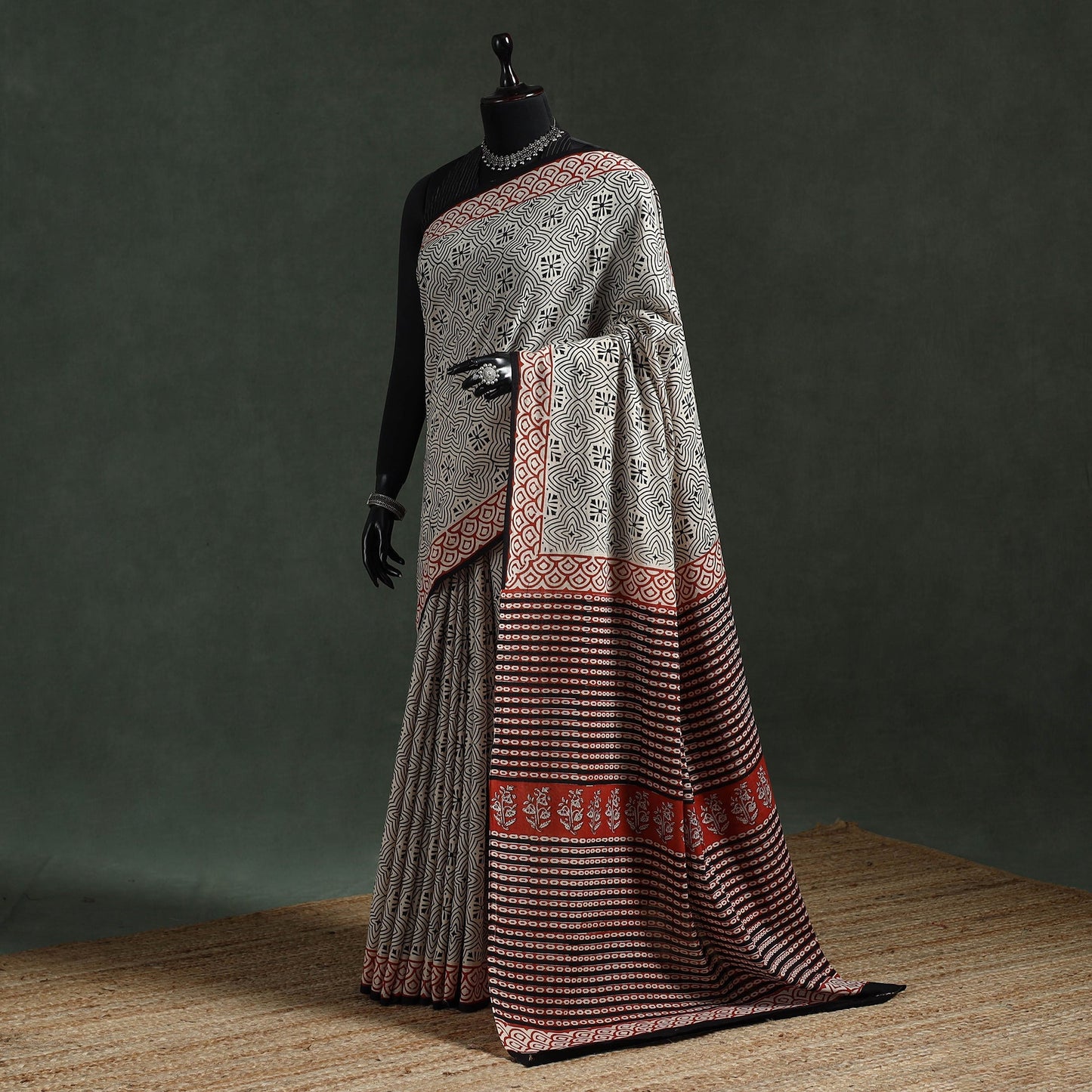 Pure mul cotton natural dyed hand block dabu bagru print