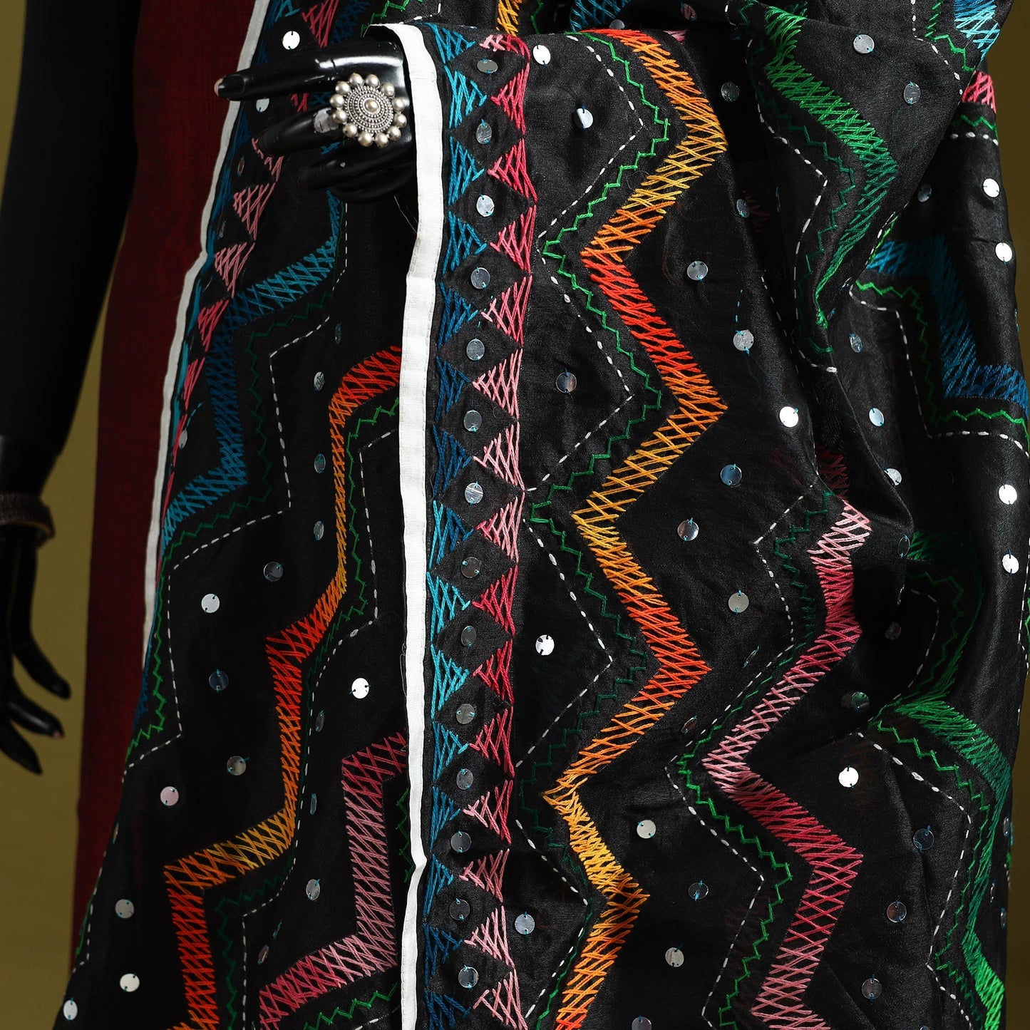 Ranihati chanderi silk zig zag hand embroidery dupatta 10