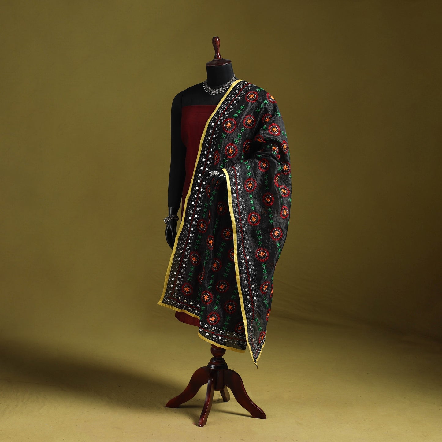 Ranihati chapa work chanderi silk hand embroidery dupatta