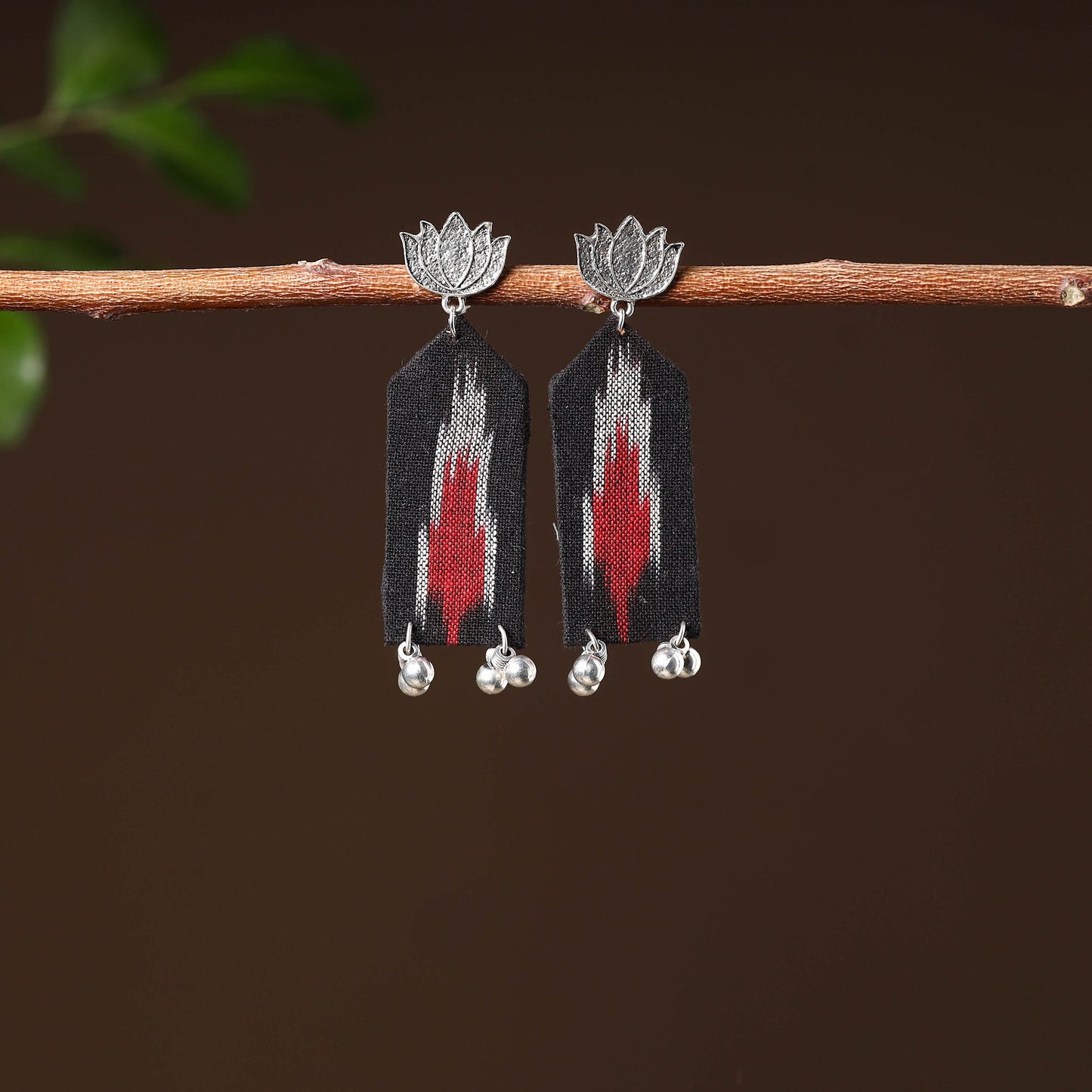 Buy Rupashi Handcrafted GS Fabart Earrings