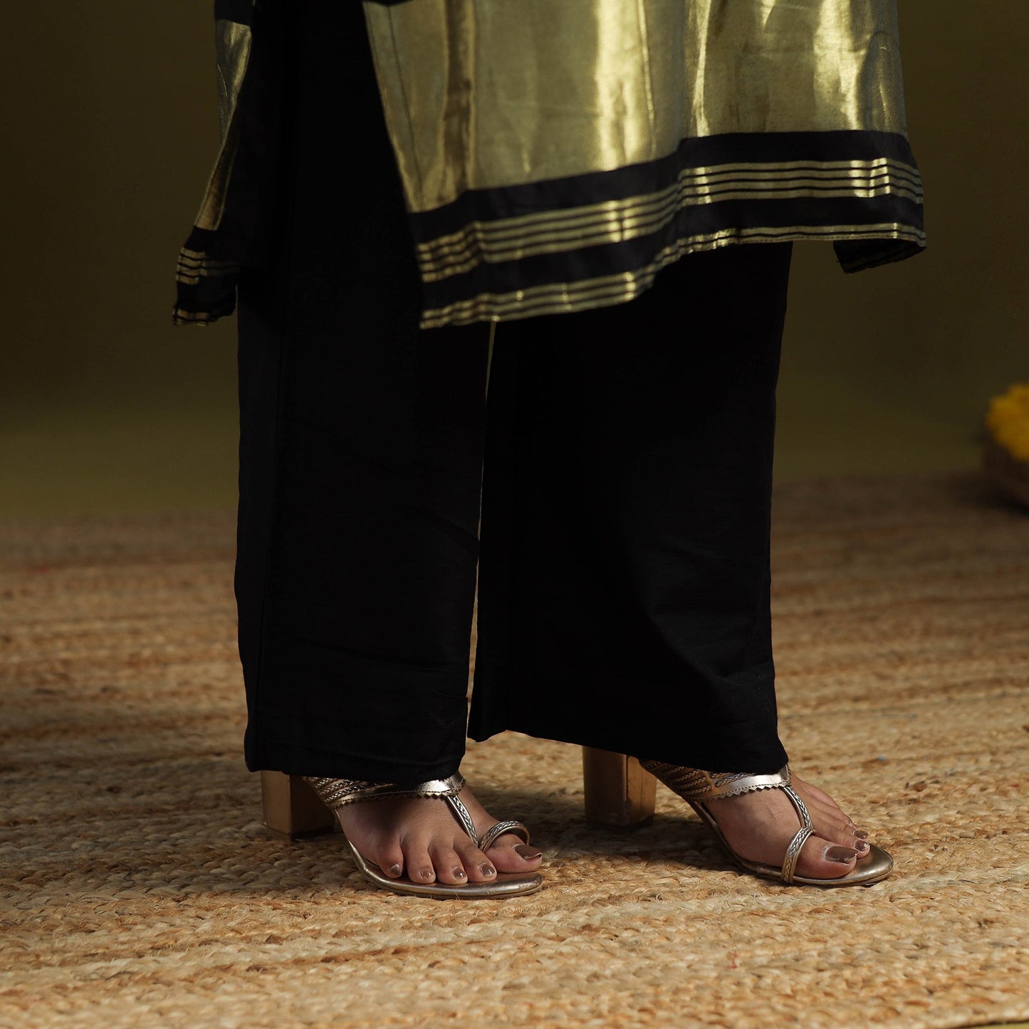 Black - silk bandhani kurta set with lagdi patta (set of 2)