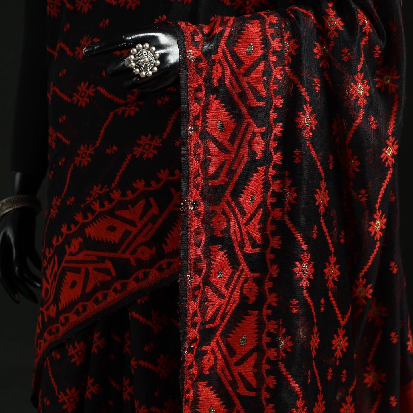 Silk cotton dhakai jamdani saree 08 - handcrafted