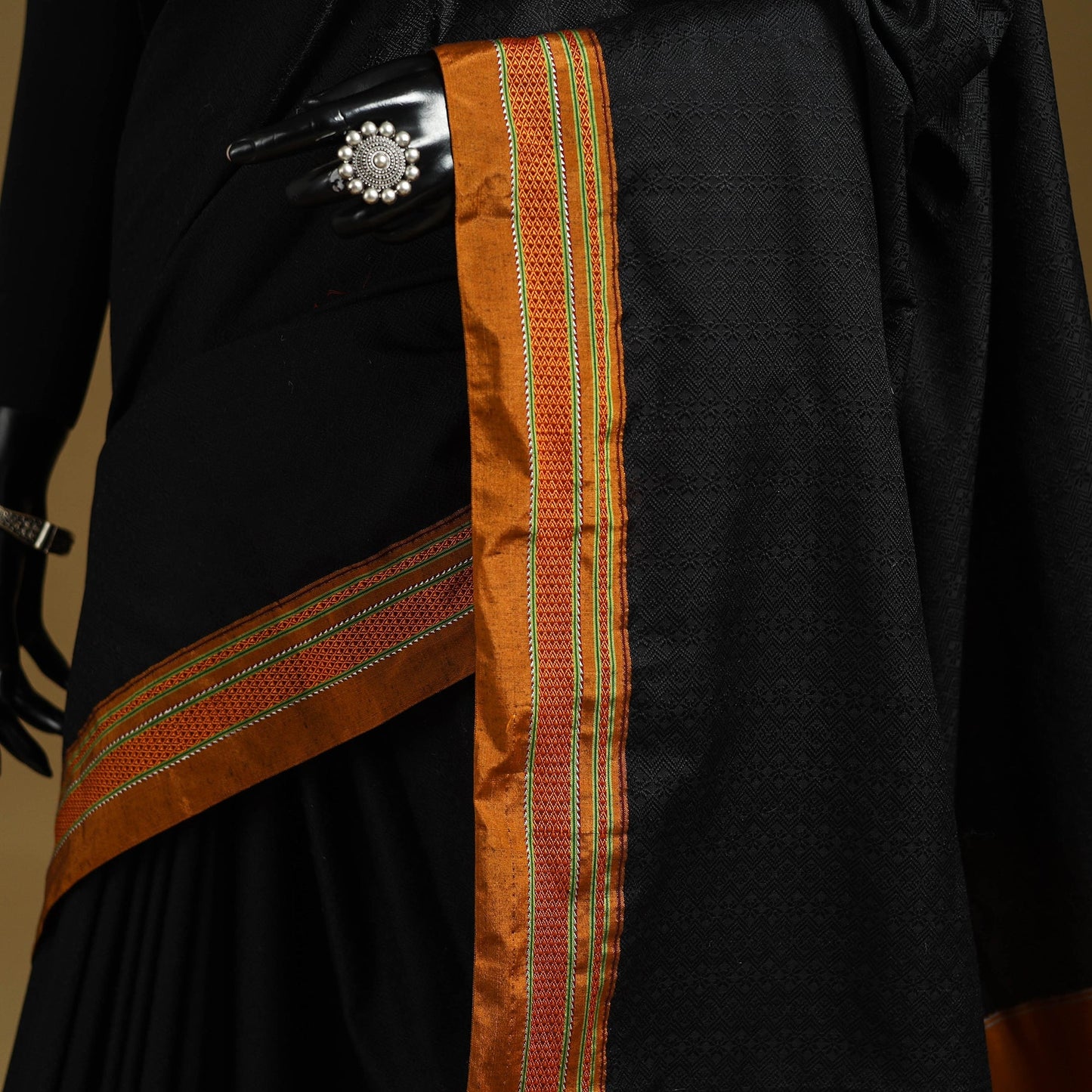 Silk cotton khun saree with ilkal pallu chikki paras border